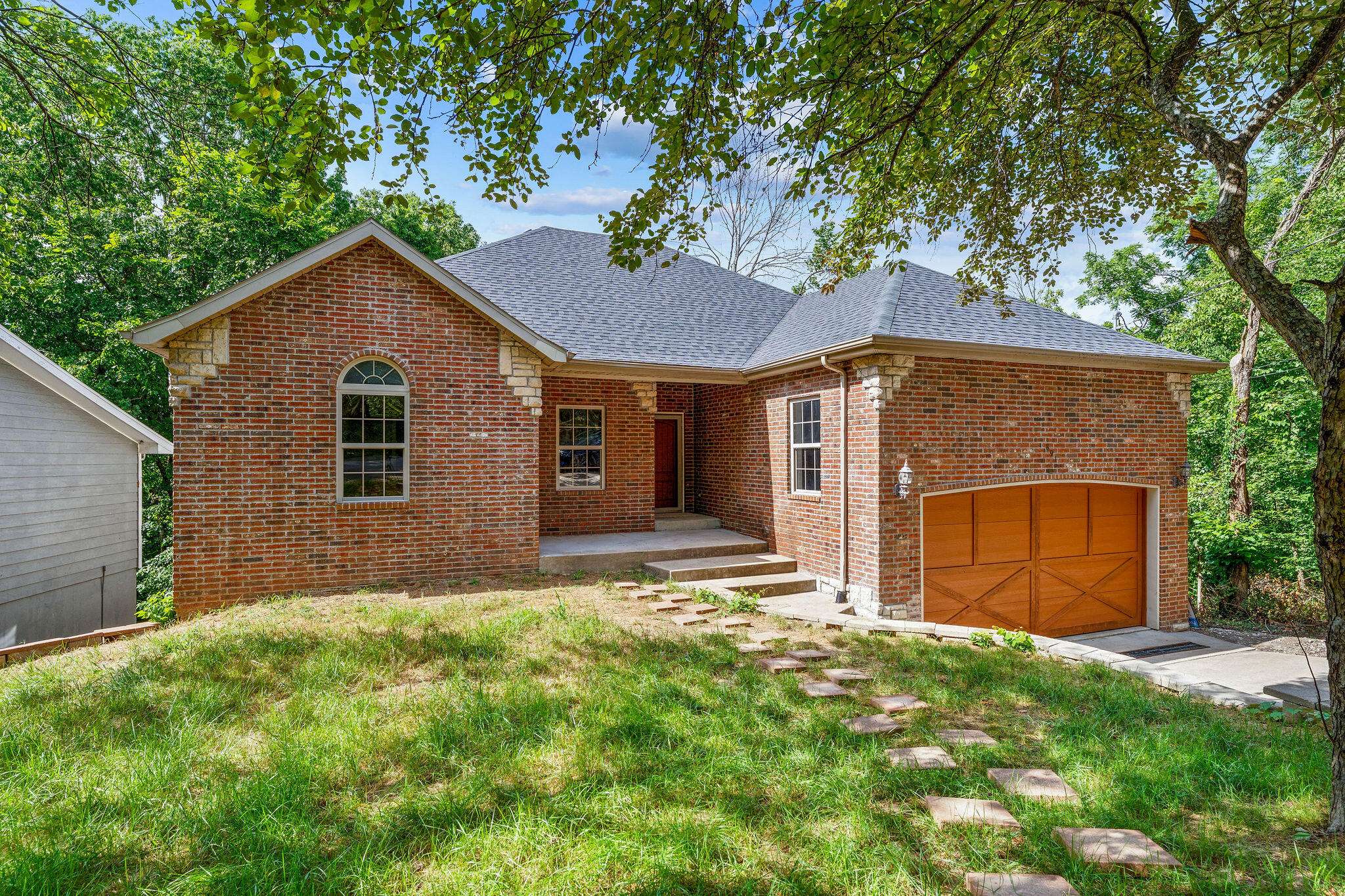 891 Valley View DR, Branson, MO 65616