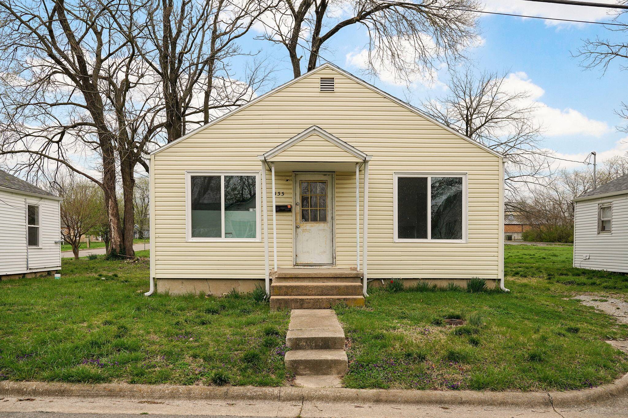 333 Lincoln AVE, Lebanon, MO 65536