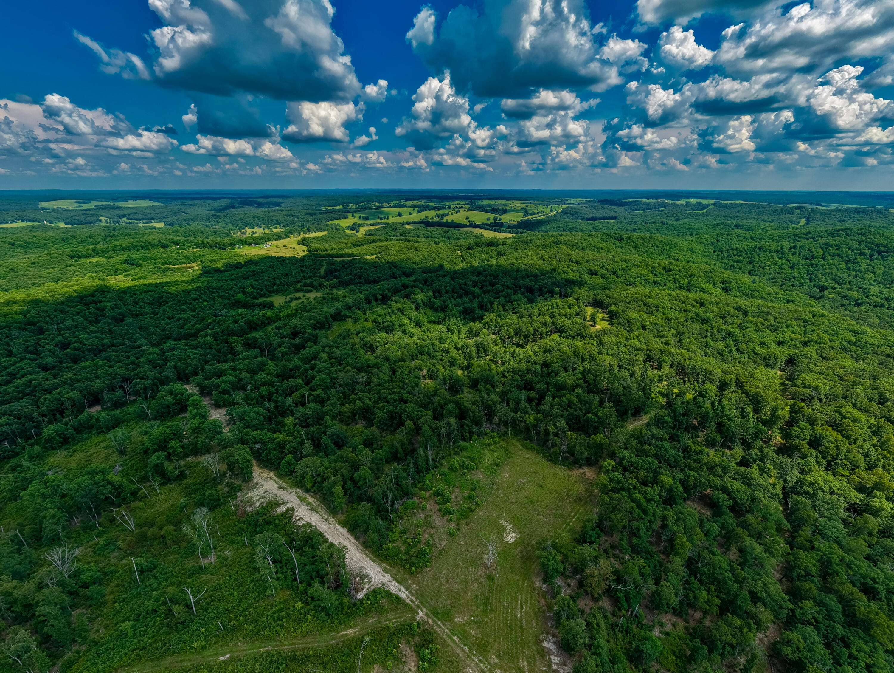 000 Berry RD #S 40, Cabool, MO 65689