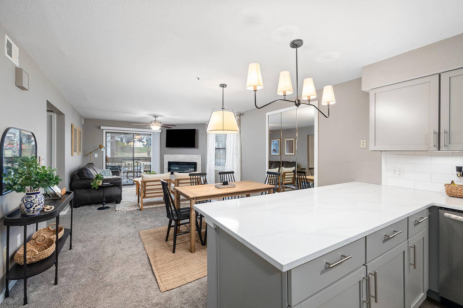 132 Highland DR #Apt 8, Branson, MO 65616