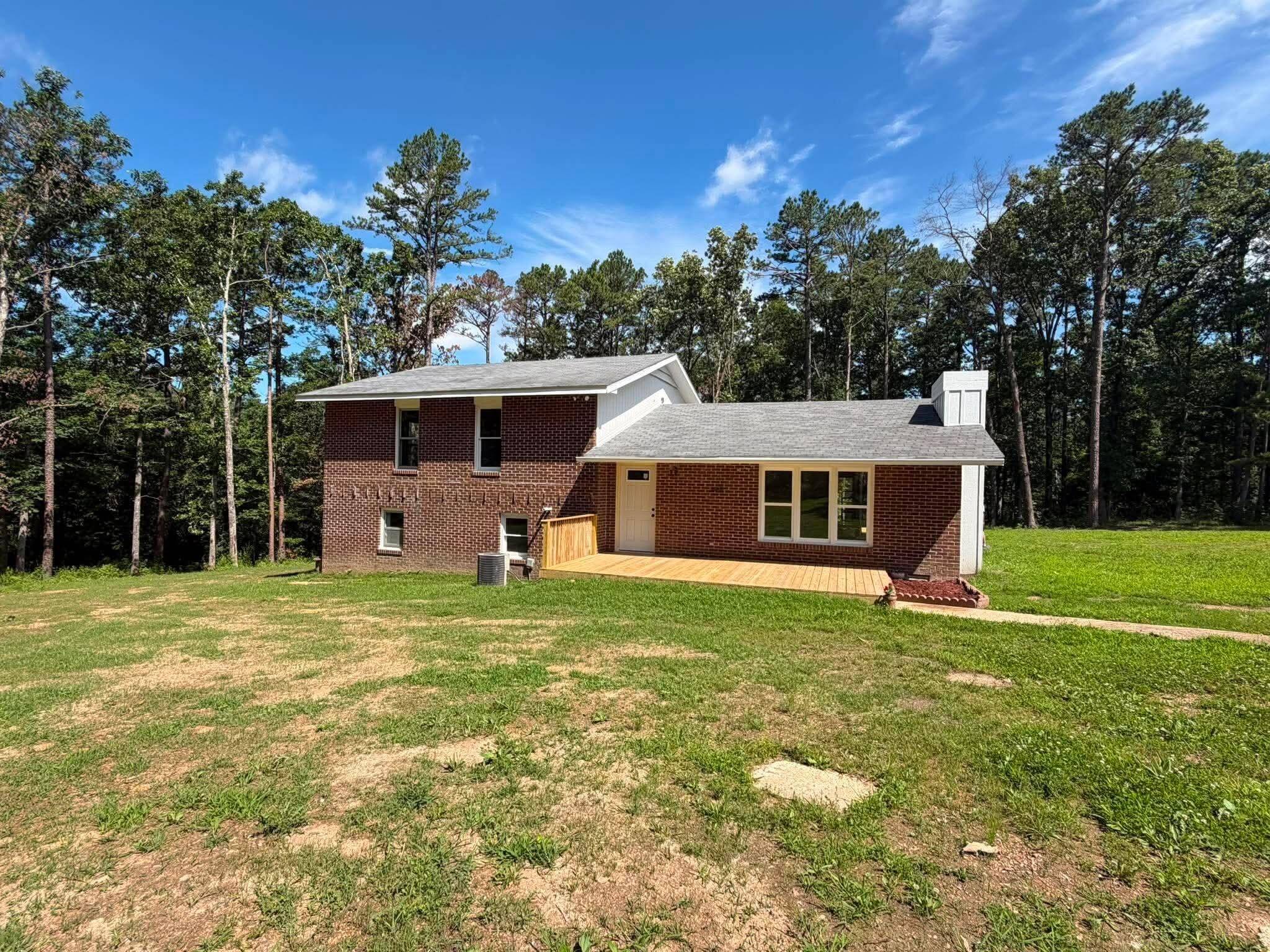 8785 U.S. 63 HWY, Houston, MO 65483