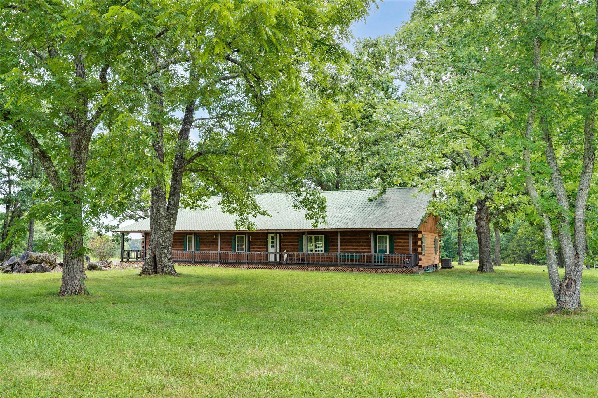 688 Stevens RD, Garrison, MO 65657