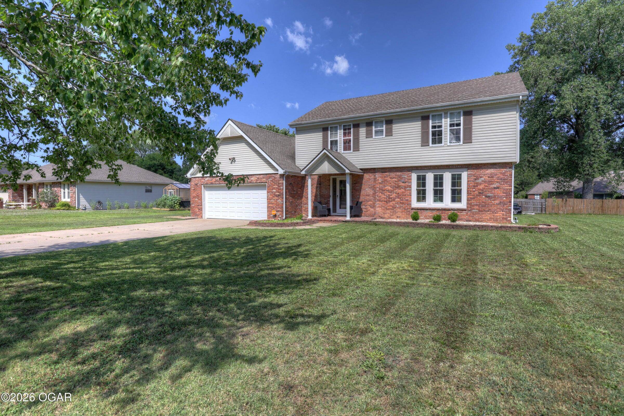 2197 S Eastwood RD, Joplin, MO 64801
