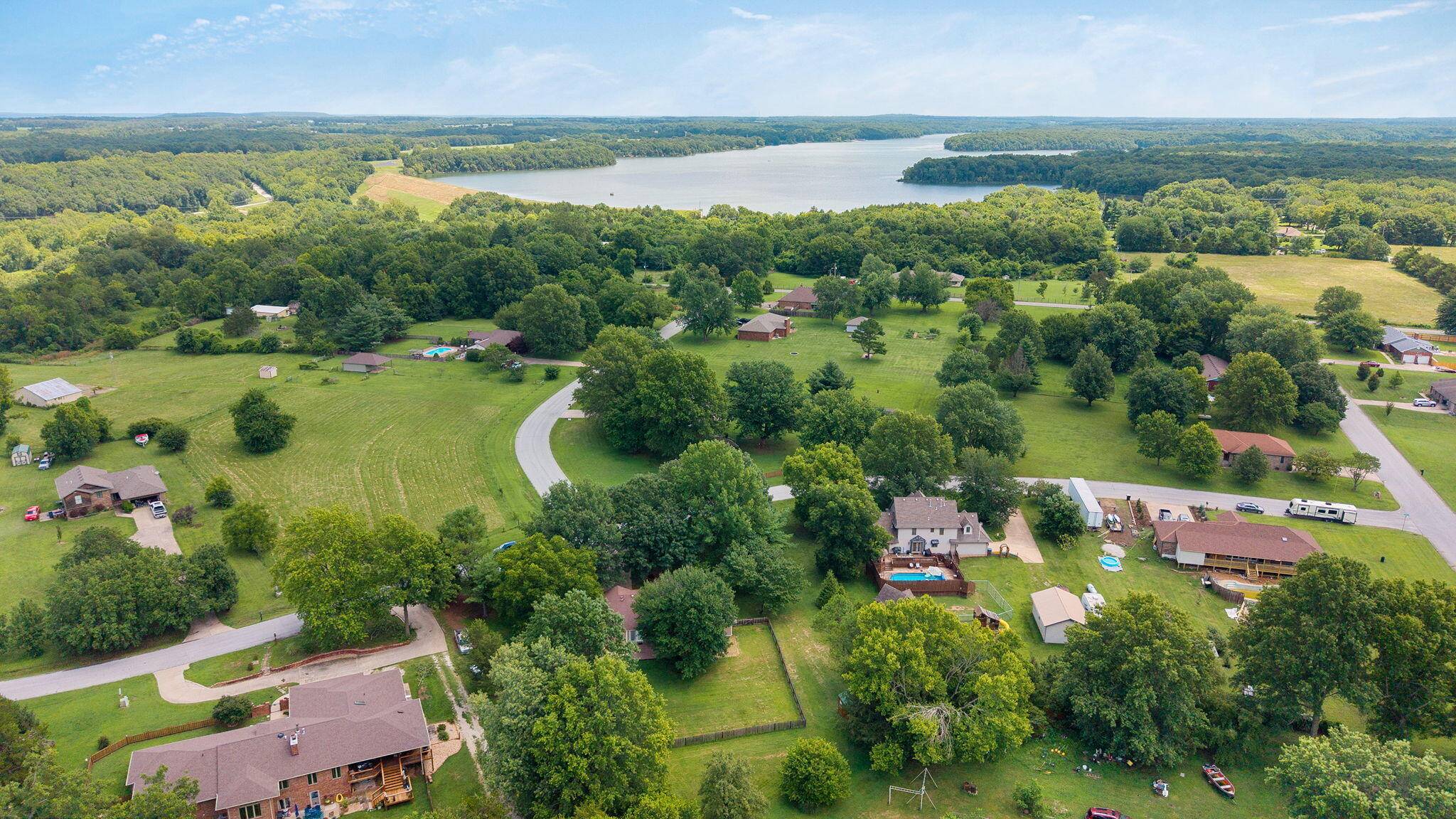 6401 N Marilyn AVE, Springfield, MO 65803