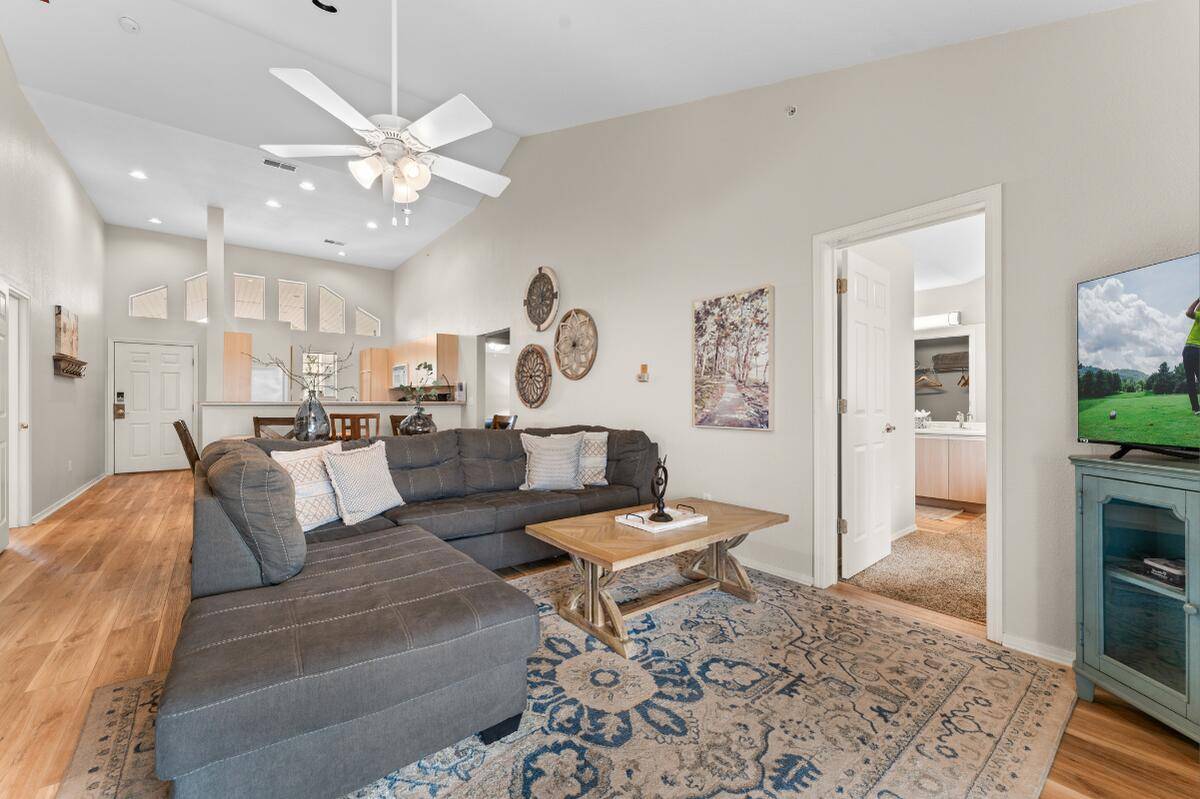 500 Spring Creek CT ## 2-8, Branson, MO 65616