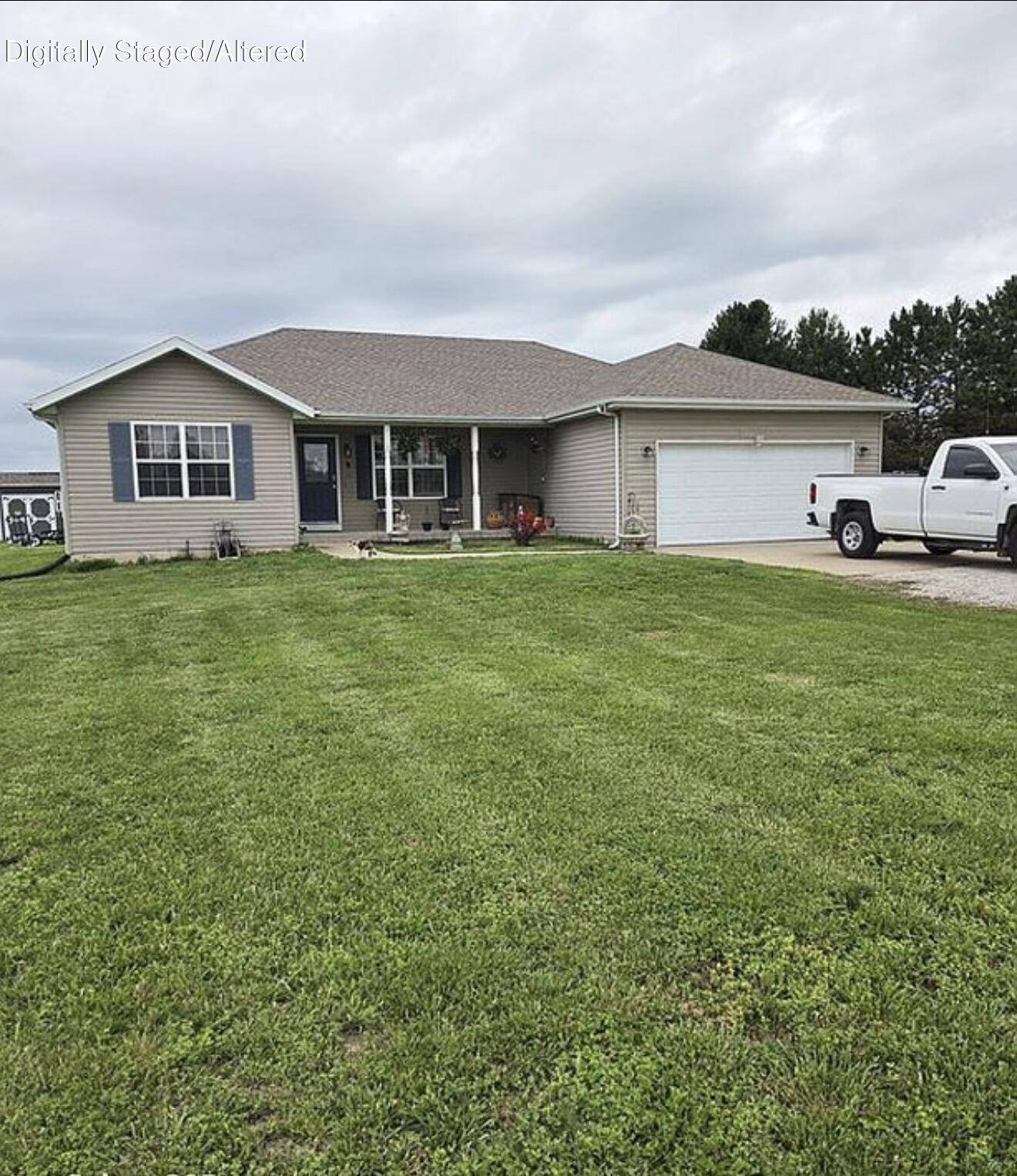 5419 S 165th RD, Brighton, MO 65617