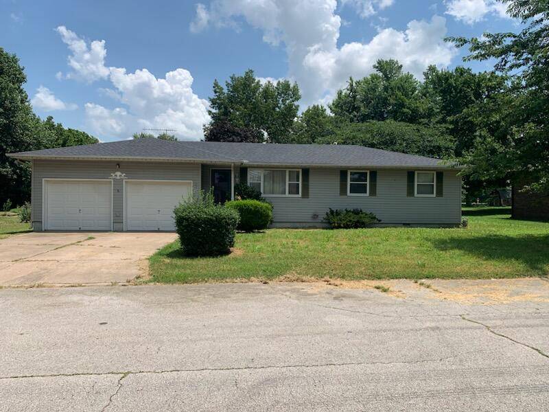 207 Kay AVE, Purdy, MO 65734