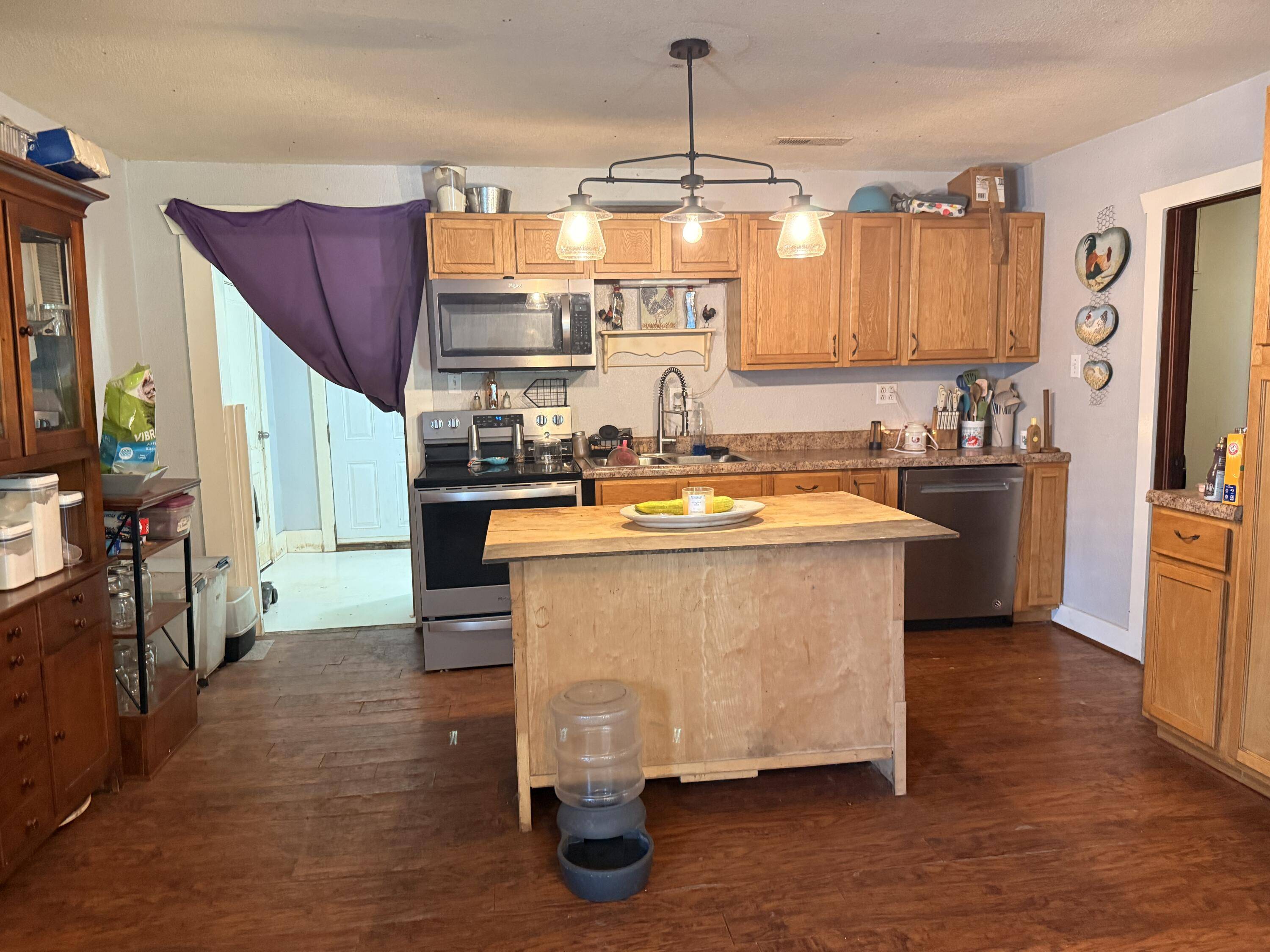 440 W 1st ST, Mountain Grove, MO 65711