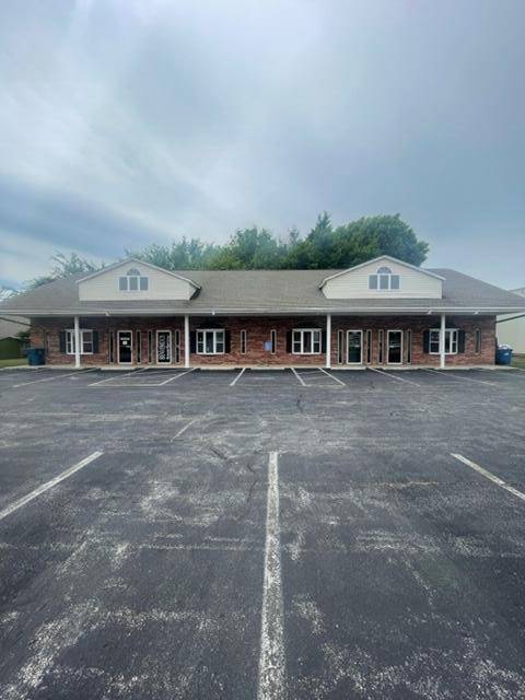 3113 S Pickwick PL, Springfield, MO 65804