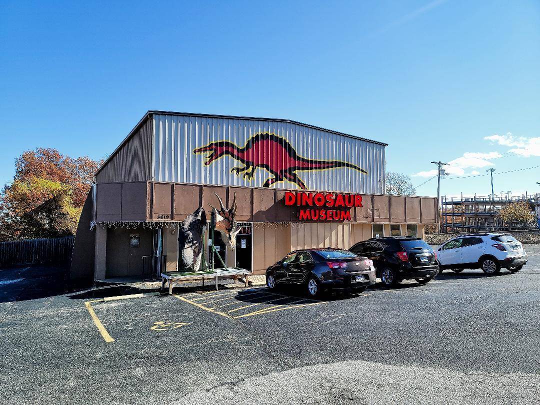 3619 W 76 Country BLVD, Branson, MO 65616
