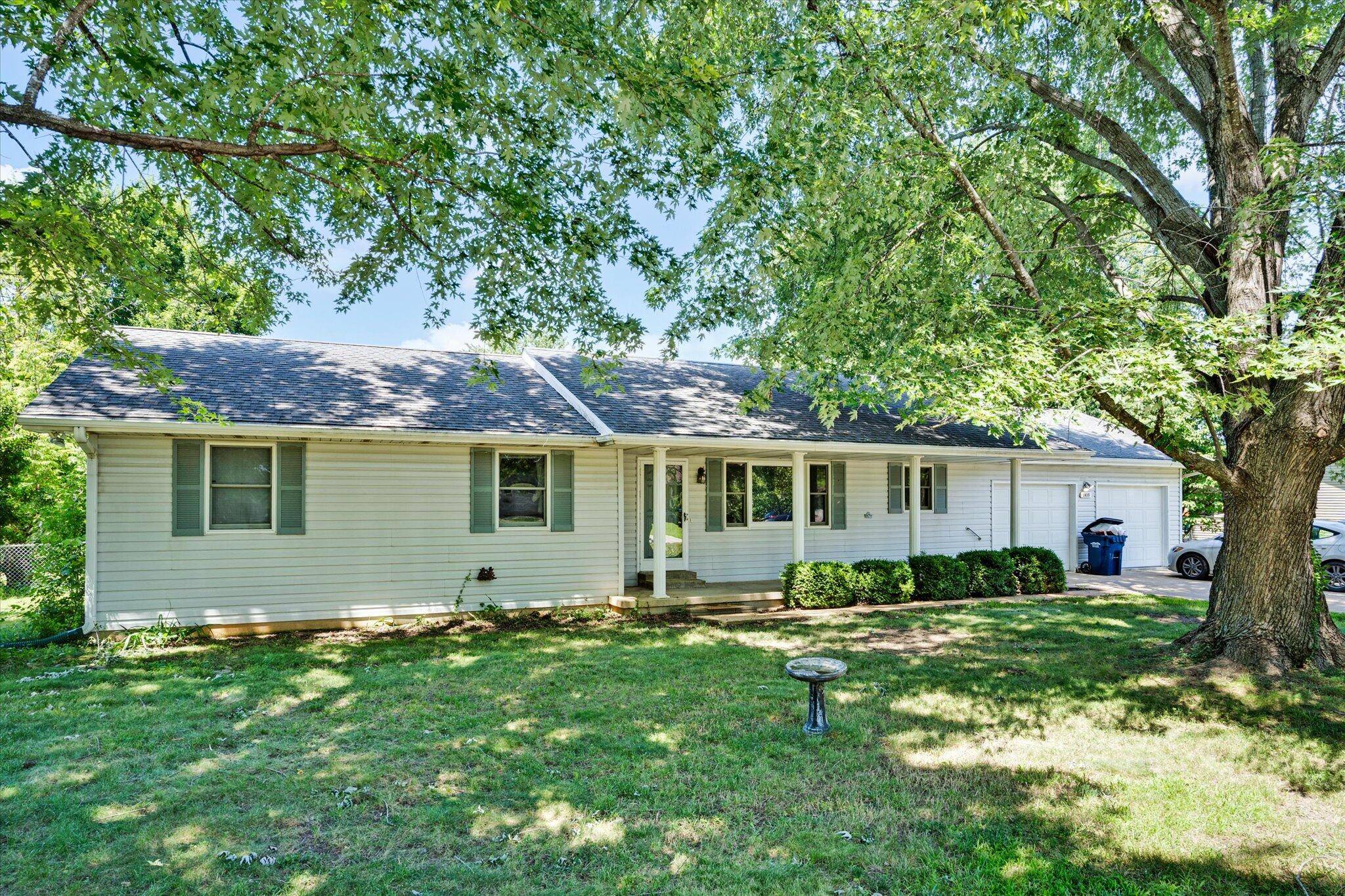 1615 W Lincoln ST, Buffalo, MO 65622