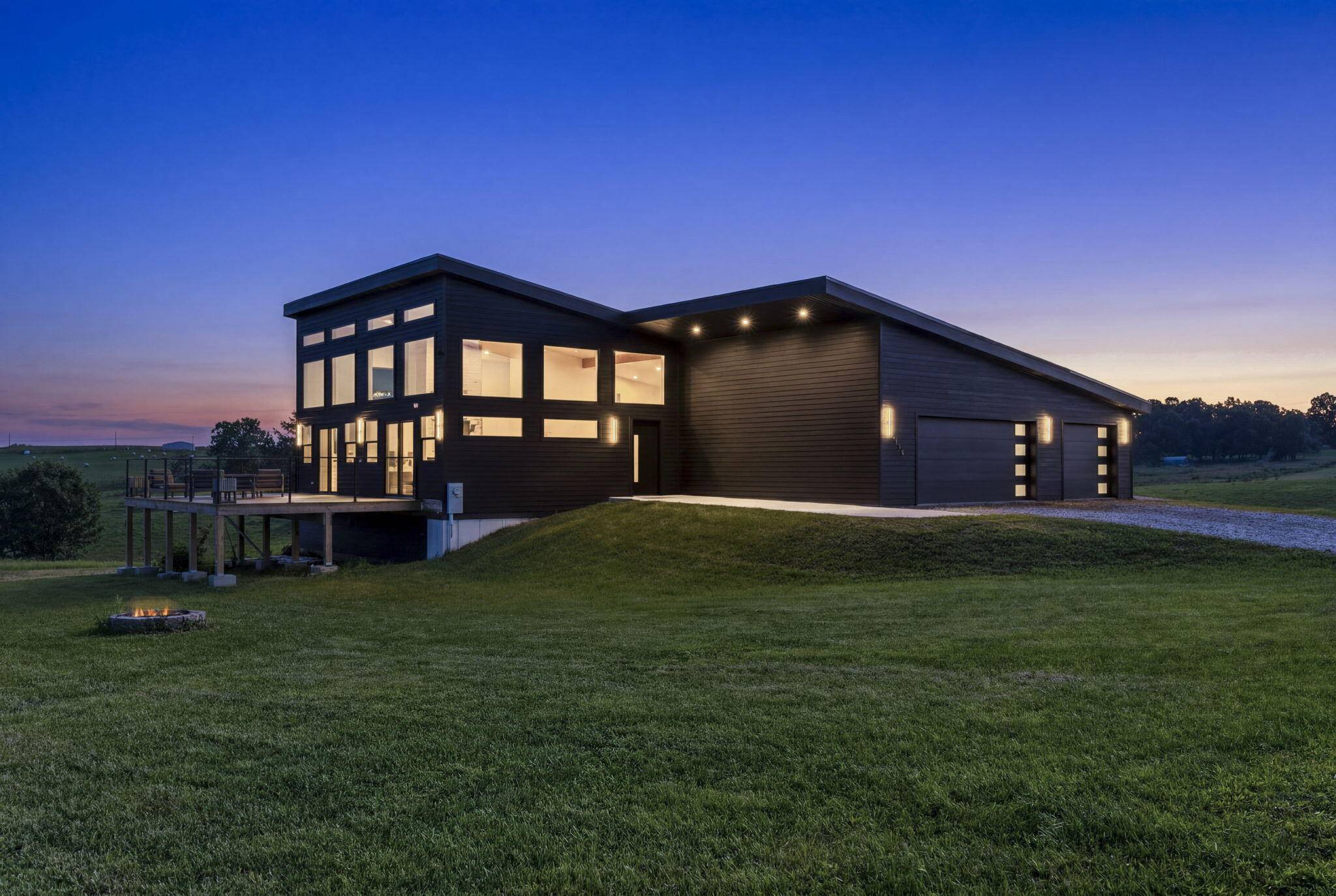338 Skyla DR, Ozark, MO 65721