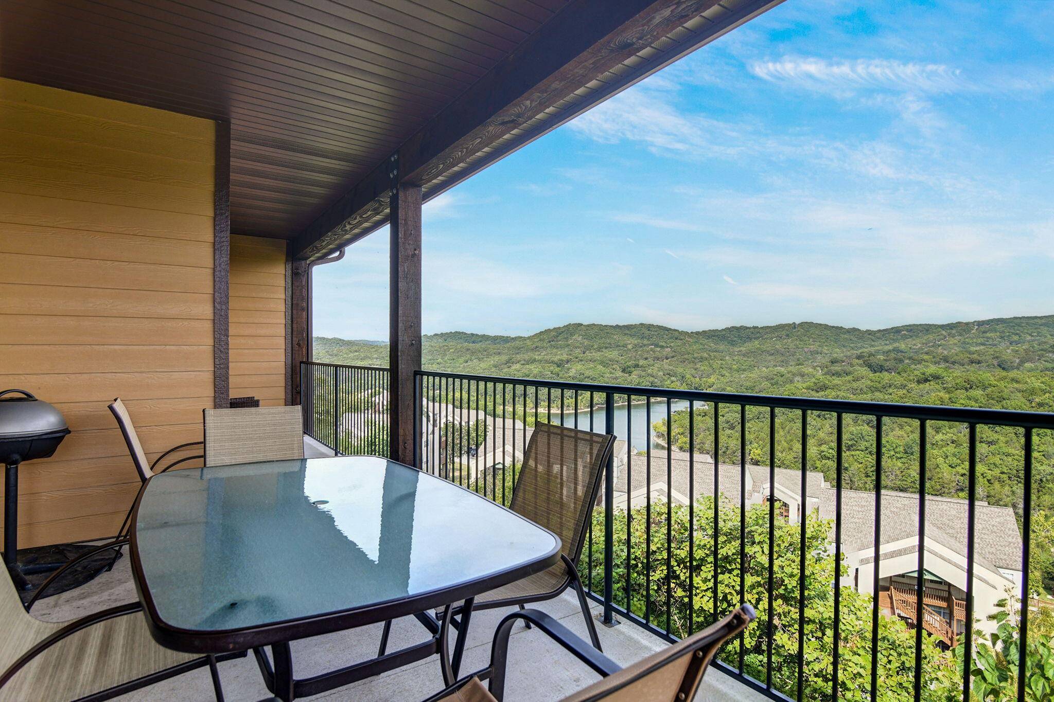 51 Eagles Ridge LN #14, Branson, MO 65616