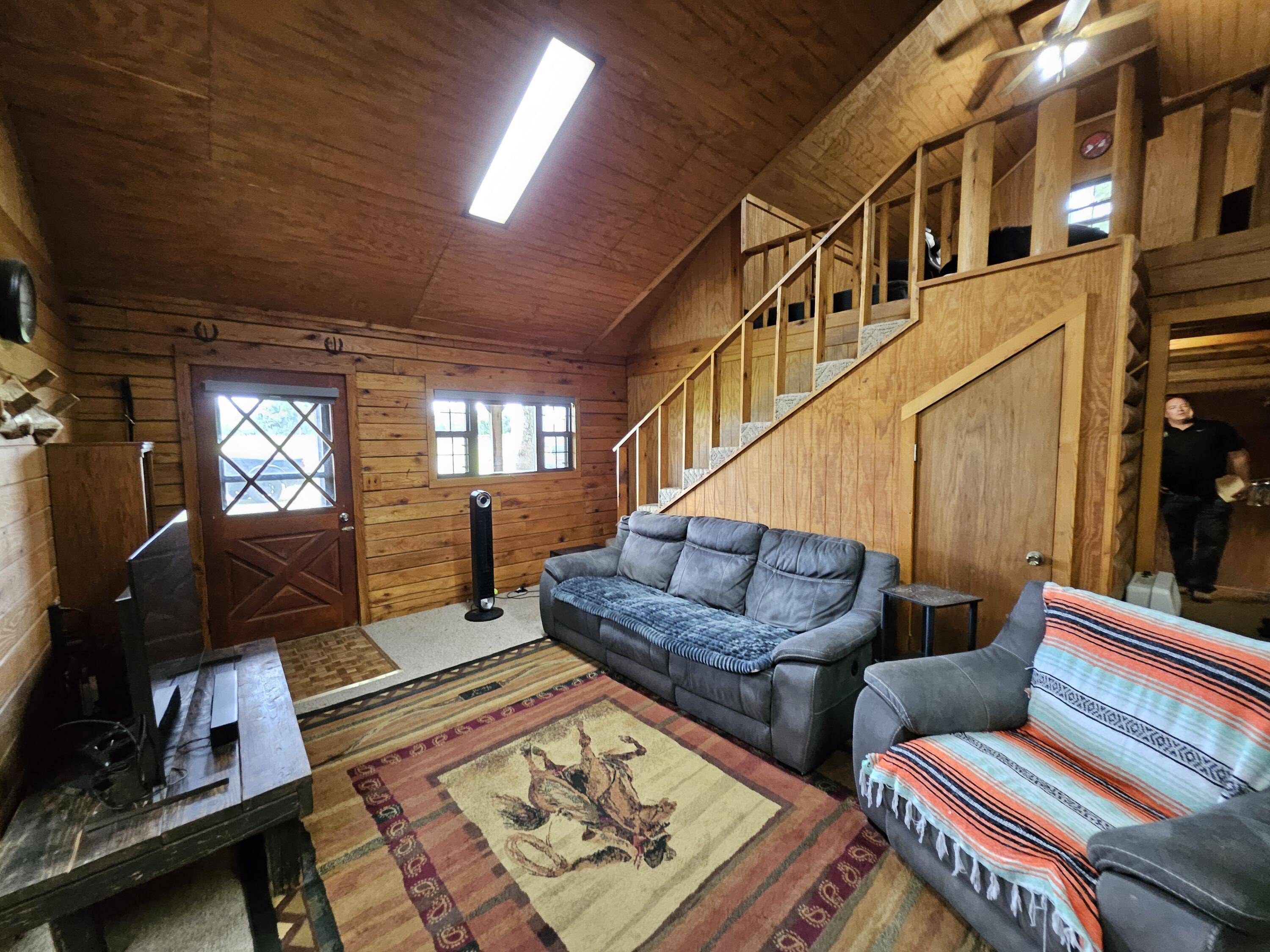 31556 Mcdonald RD, Rocky Comfort, MO 64861
