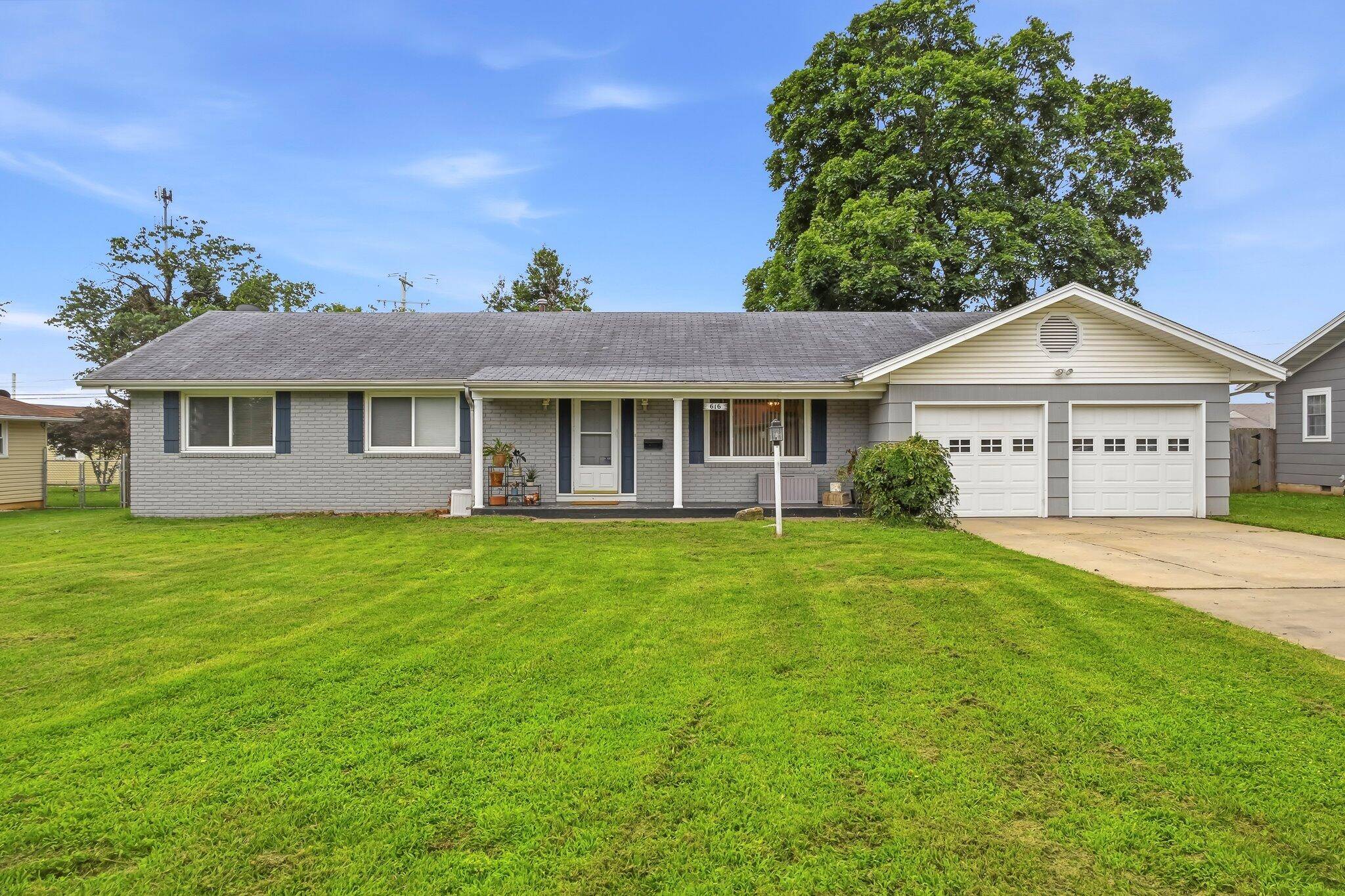 616 W Sylvania ST, Springfield, MO 65807