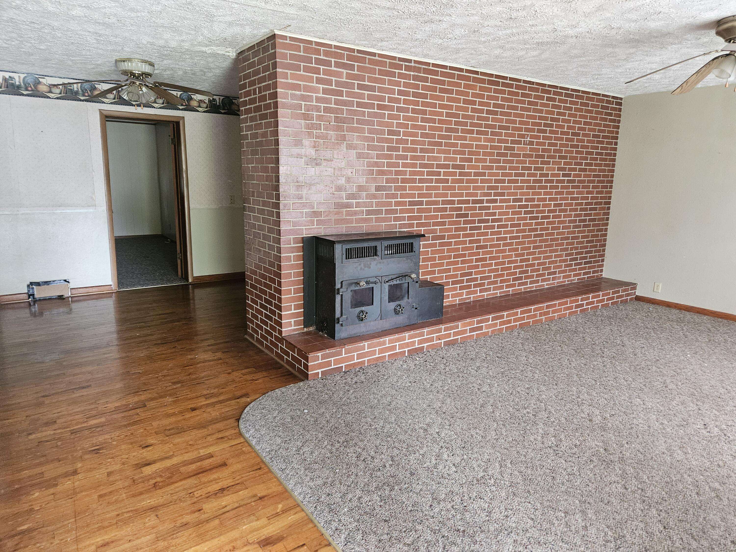 443 W County ST, Monett, MO 65708