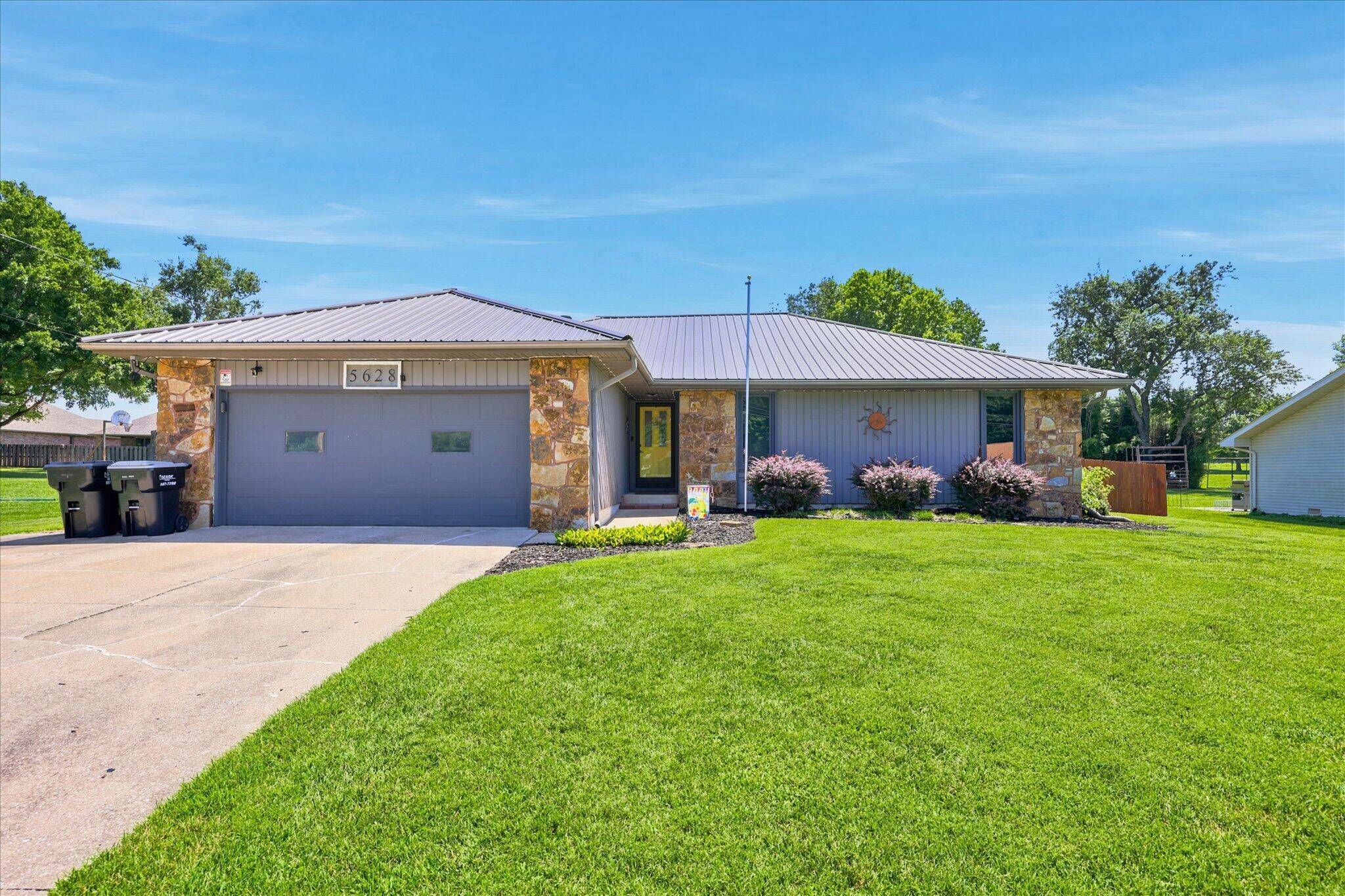 5628 S Mccann AVE, Springfield, MO 65804