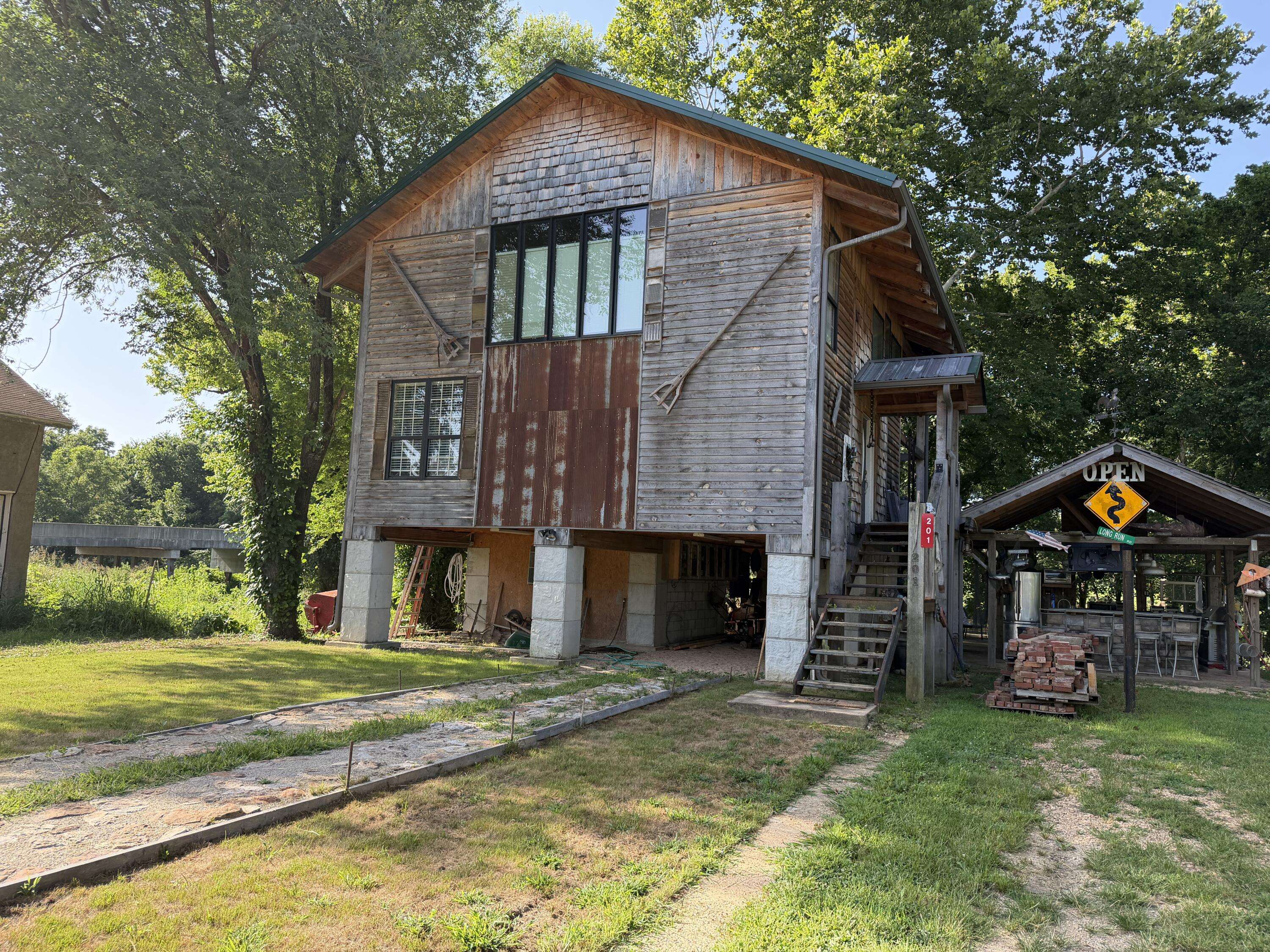 201 Thomas ST, Birch Tree, MO 65438