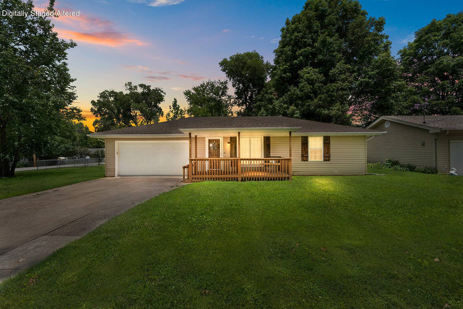 2607 E Cragmont ST, Springfield, MO 65804