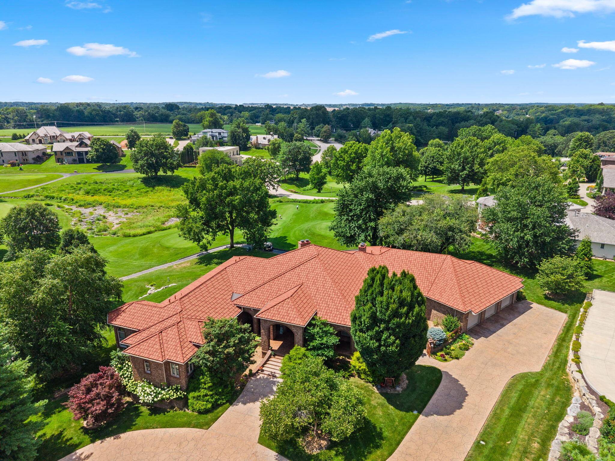 3936 E Glen Abbey DR, Springfield, MO 65809