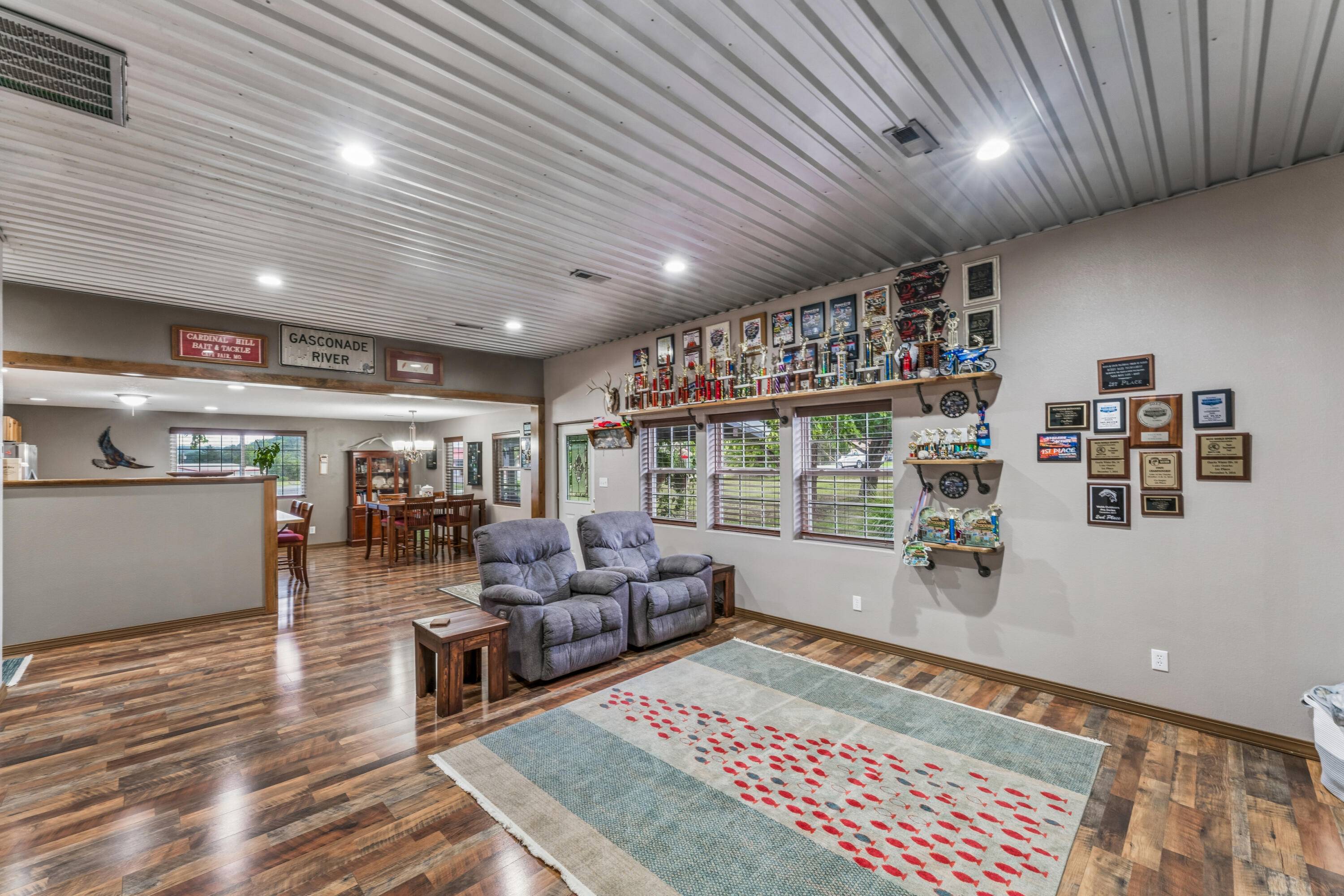 35 Kingdom ST, Cape Fair, MO 65624