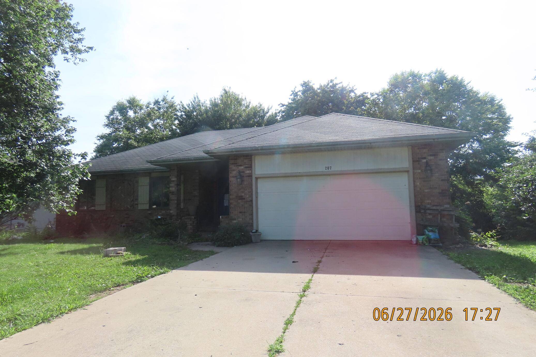 207 N Gregg RD, Nixa, MO 65714
