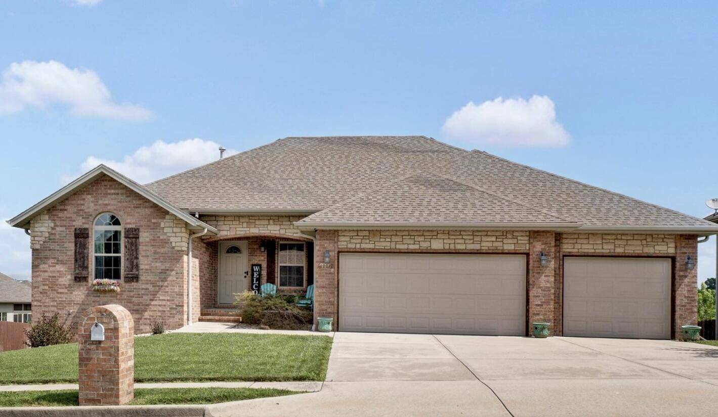 1007 E Highview DR, Ozark, MO 65721