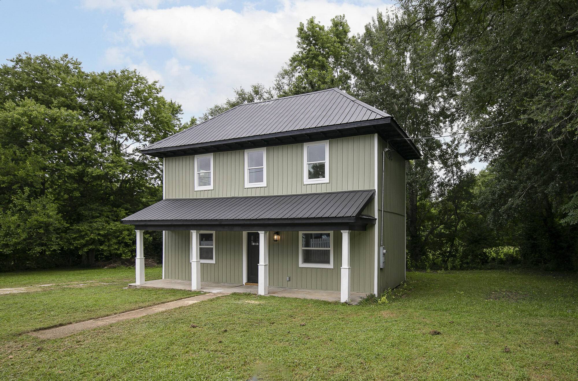 601 W Madison ST, Buffalo, MO 65622