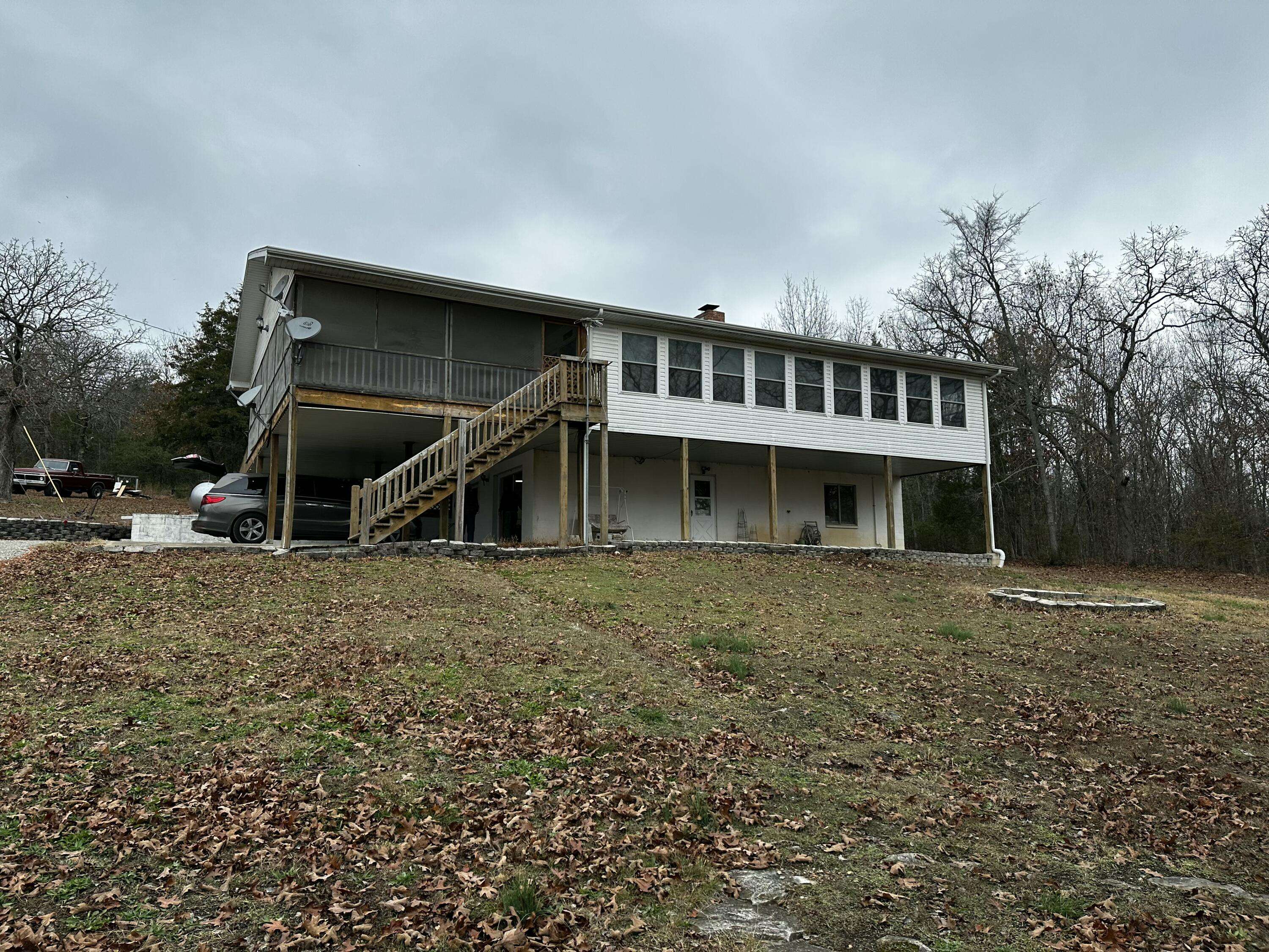 275 Ludora DR, Shell Knob, MO 65747