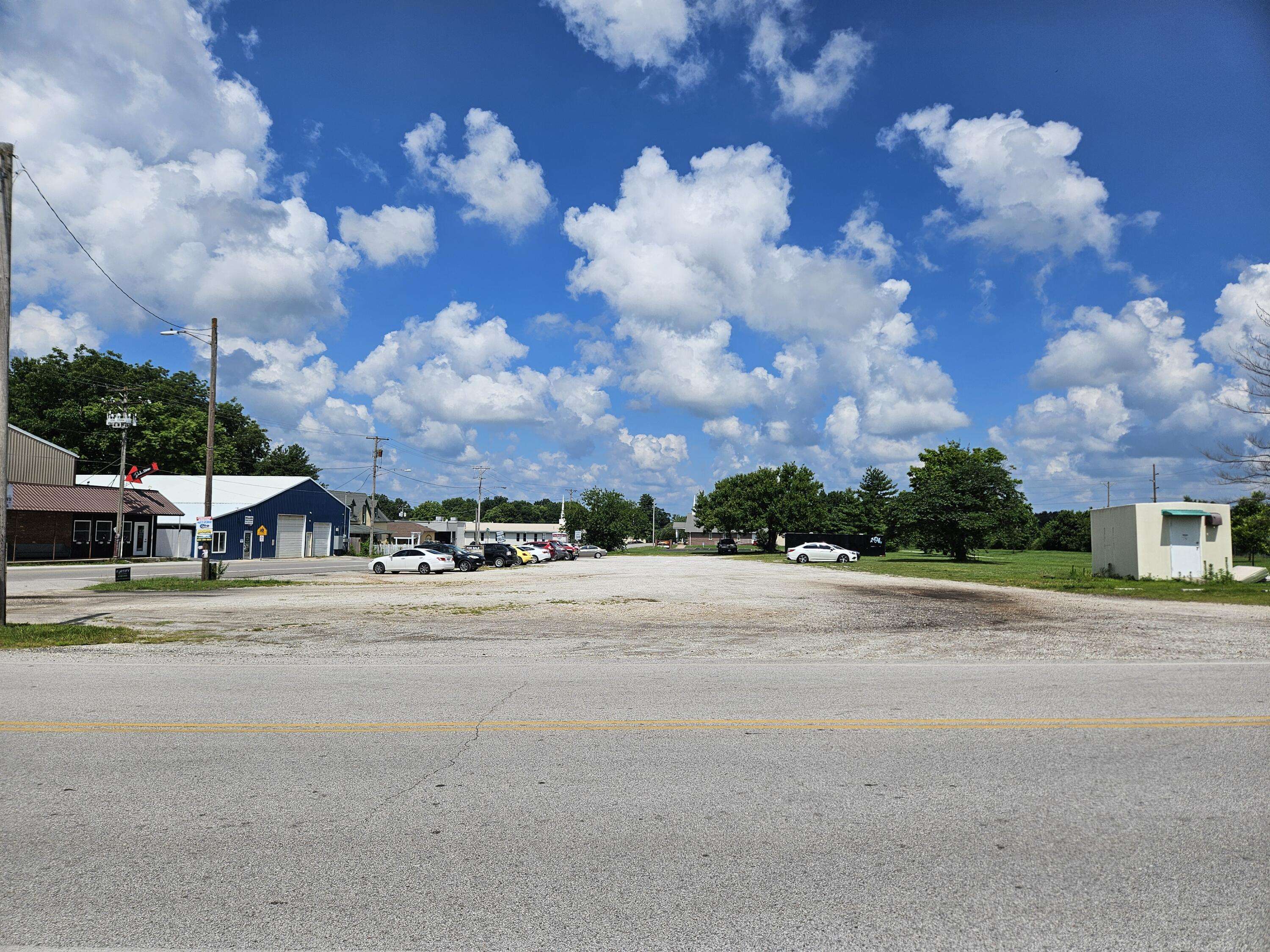 000 W Jackson ST, Willard, MO 65781
