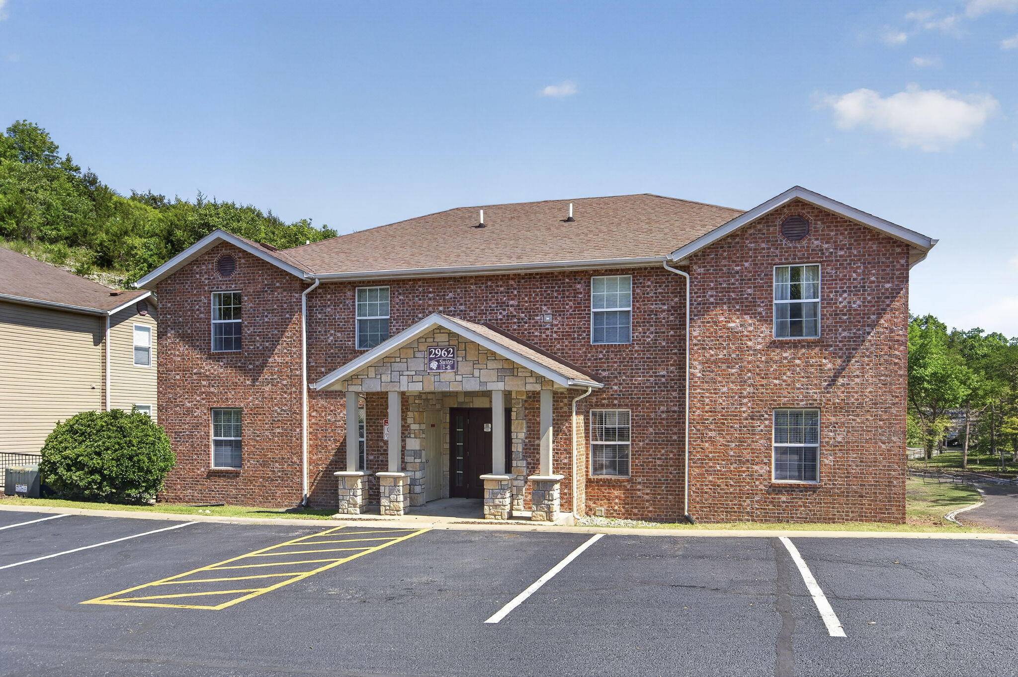 2962 Vineyards Pkwy ##1, Branson, MO 65616
