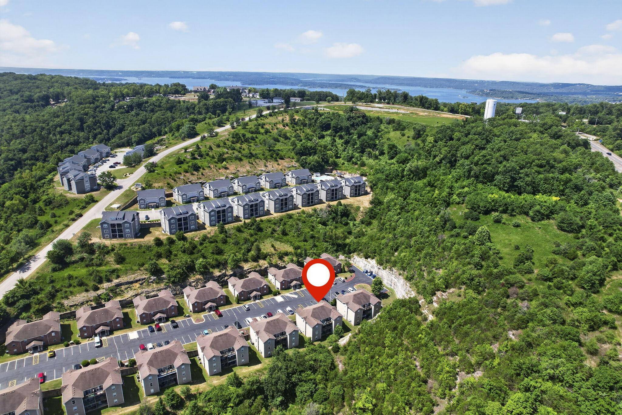 2962 Vineyards Pkwy ##1, Branson, MO 65616