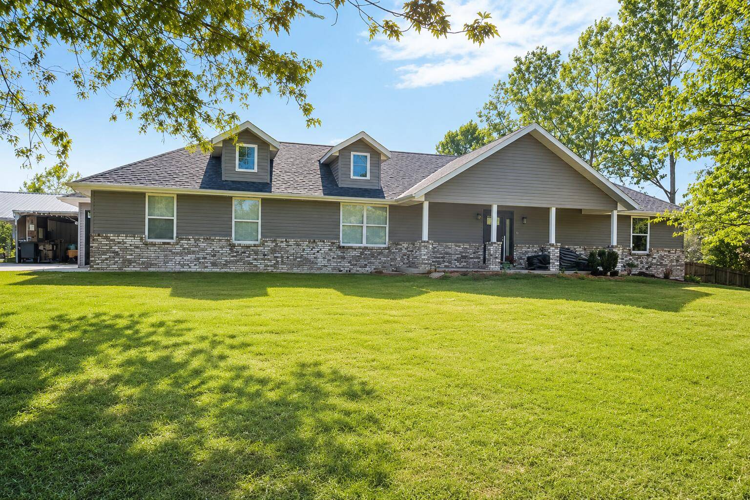 542 Sommer LN, Billings, MO 65610