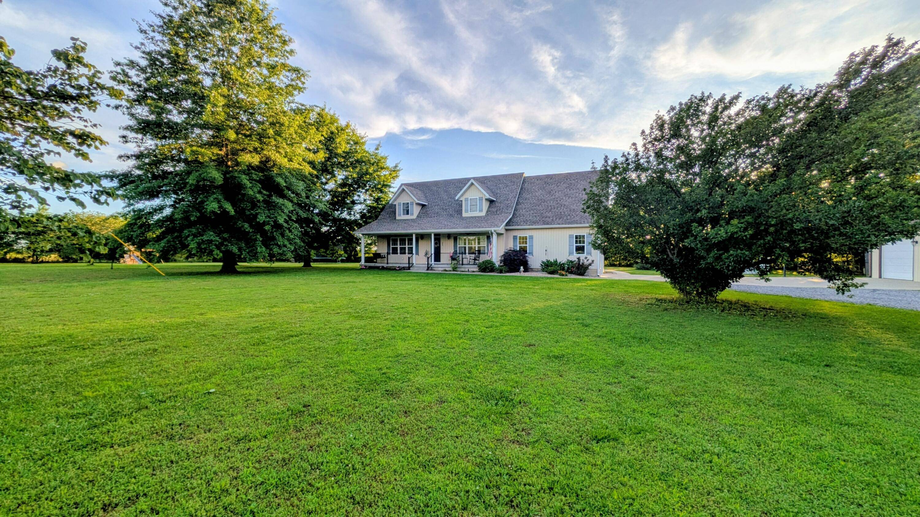 389 S Western ST, Marionville, MO 65705