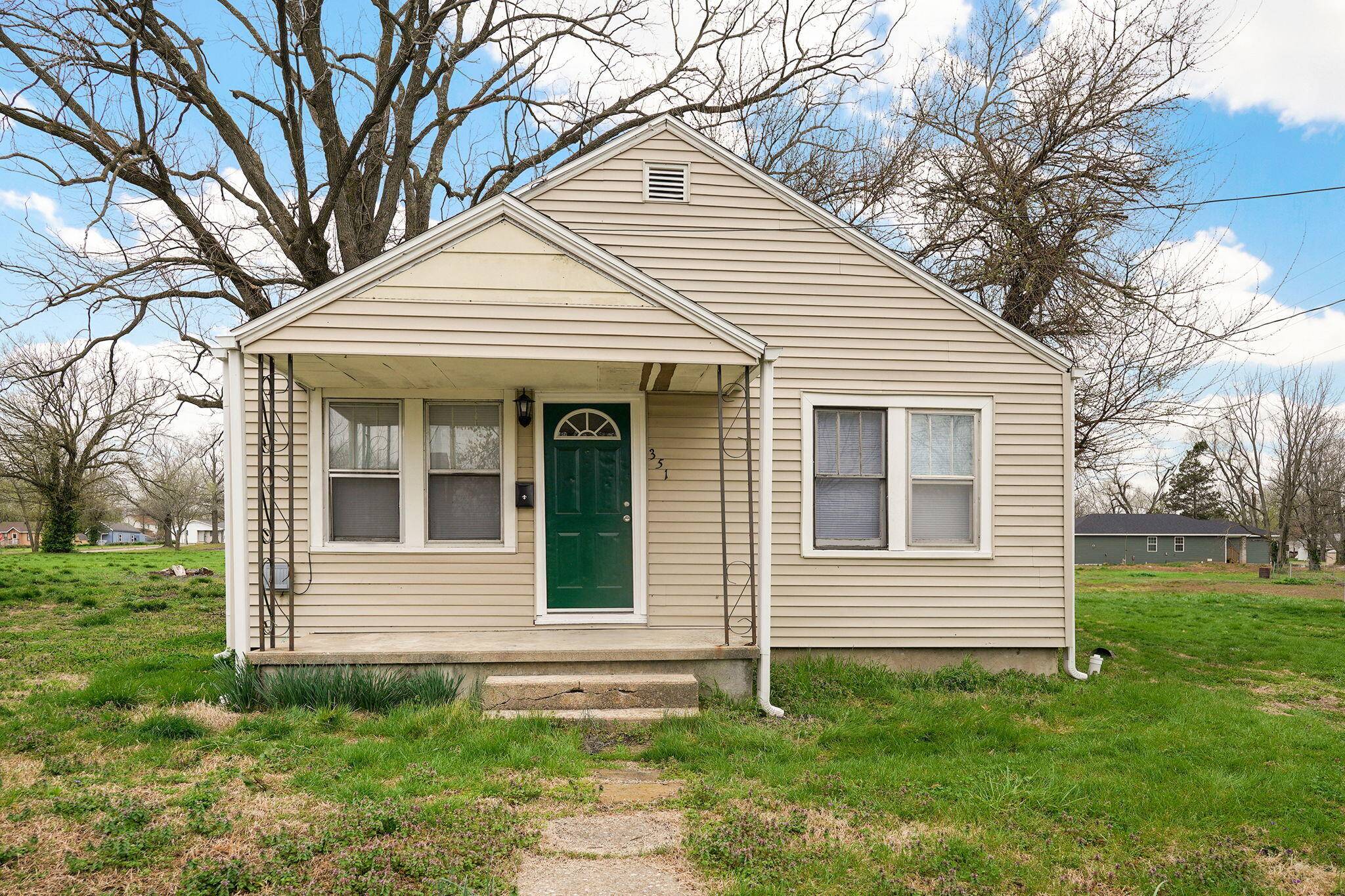 345 Lincoln AVE, Lebanon, MO 65536