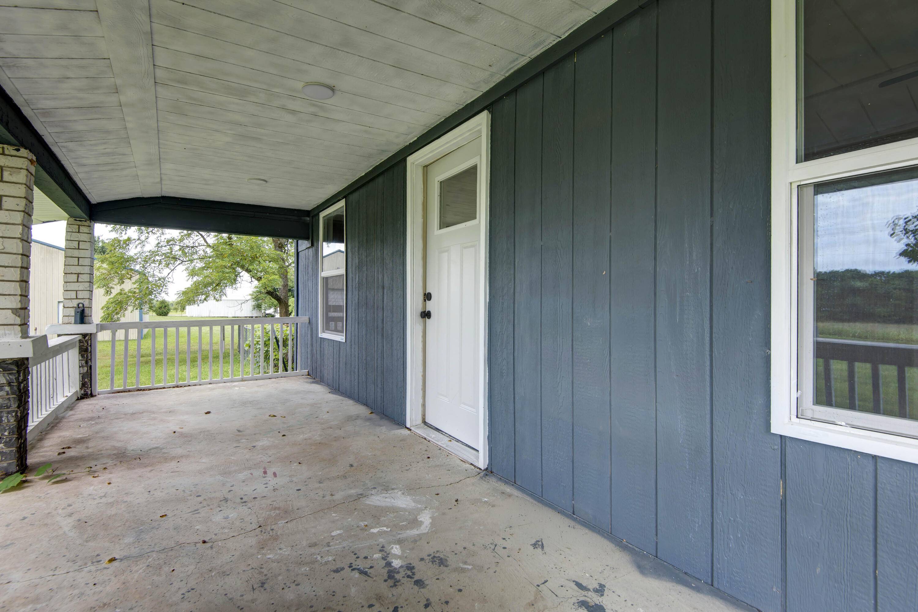 42779 State Highway 413, Crane, MO 65633