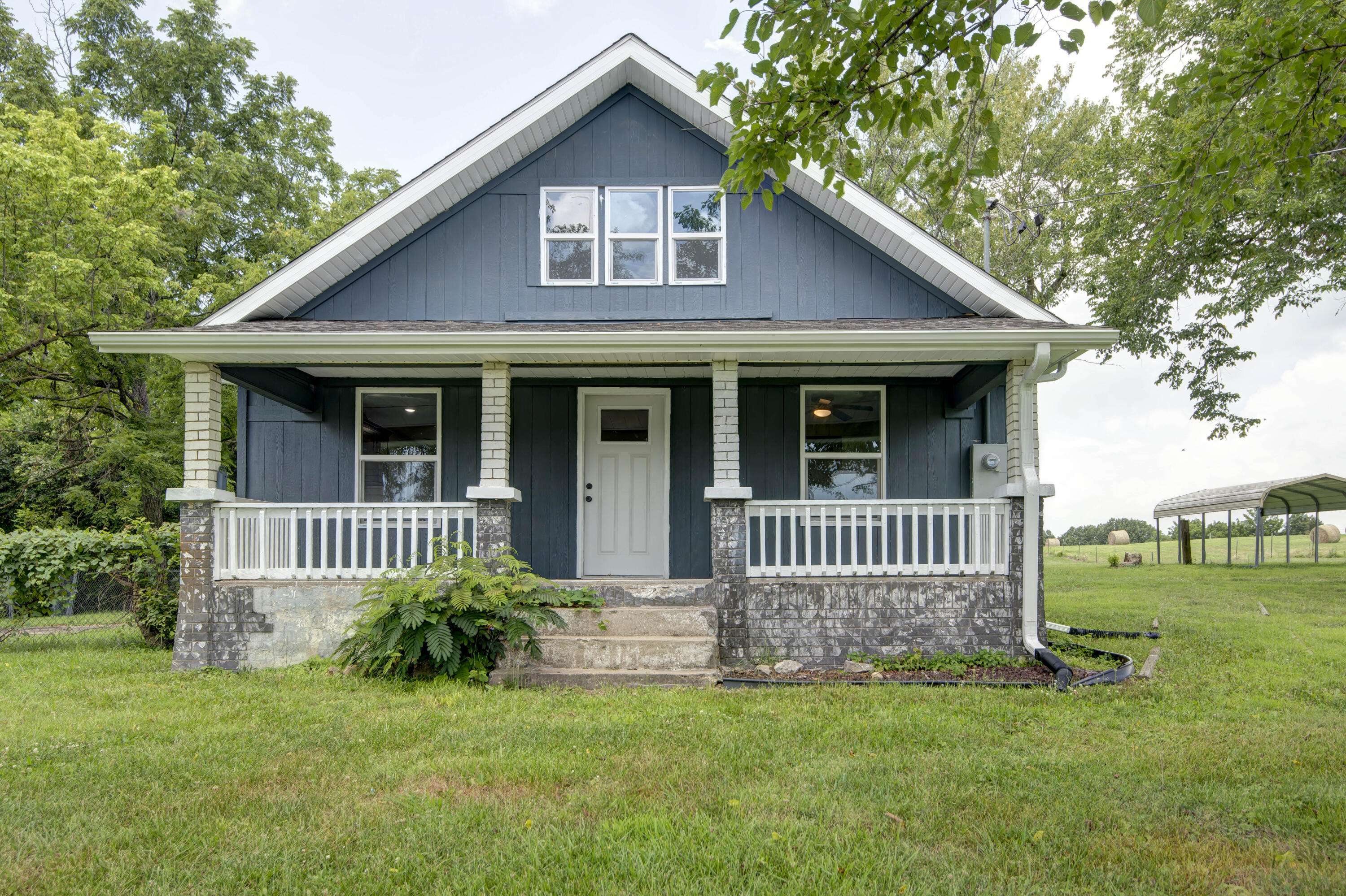 42779 State Highway 413, Crane, MO 65633