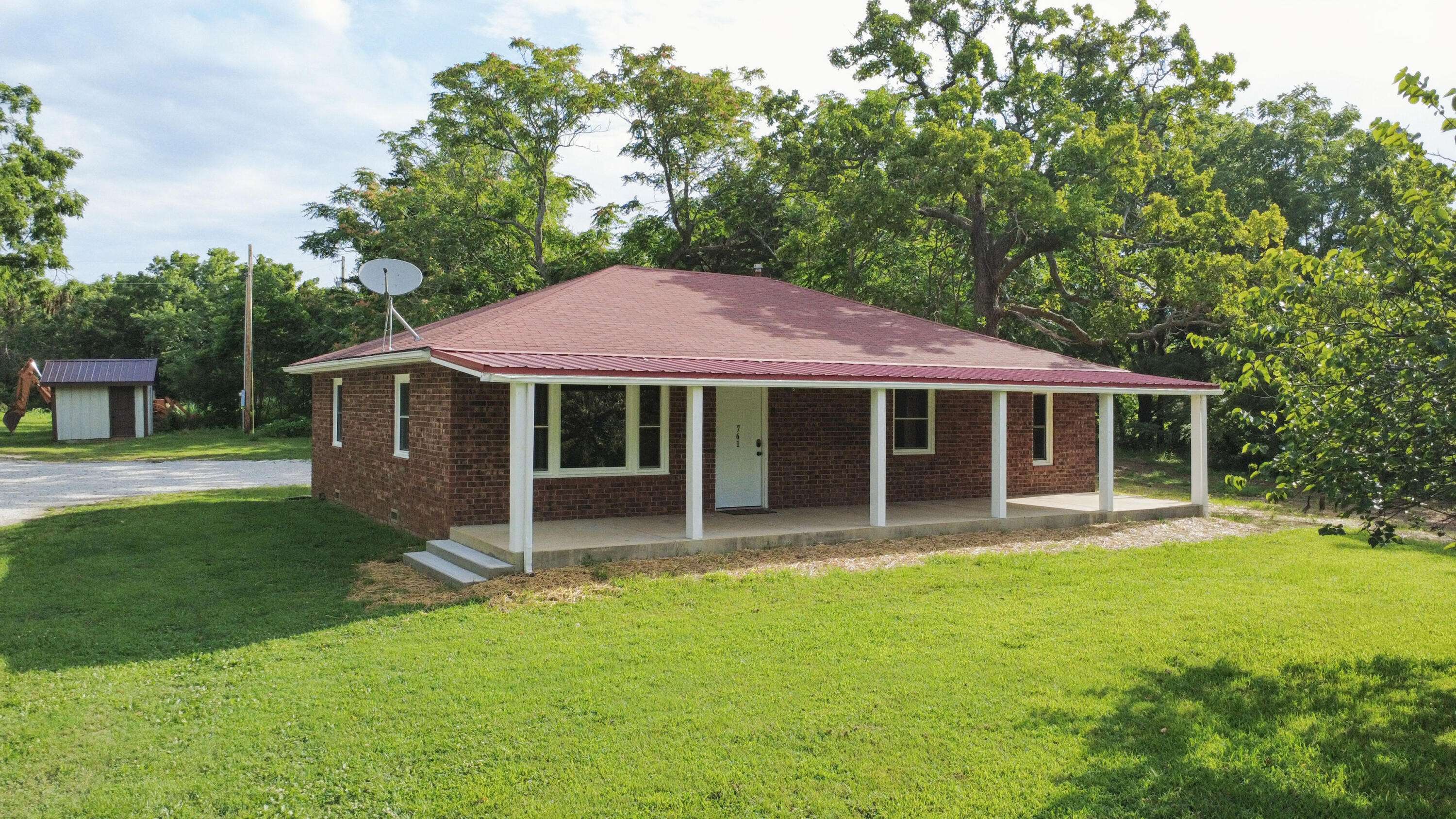 761 N Dade 154 (Aka Clark) ST, Everton, MO 65646