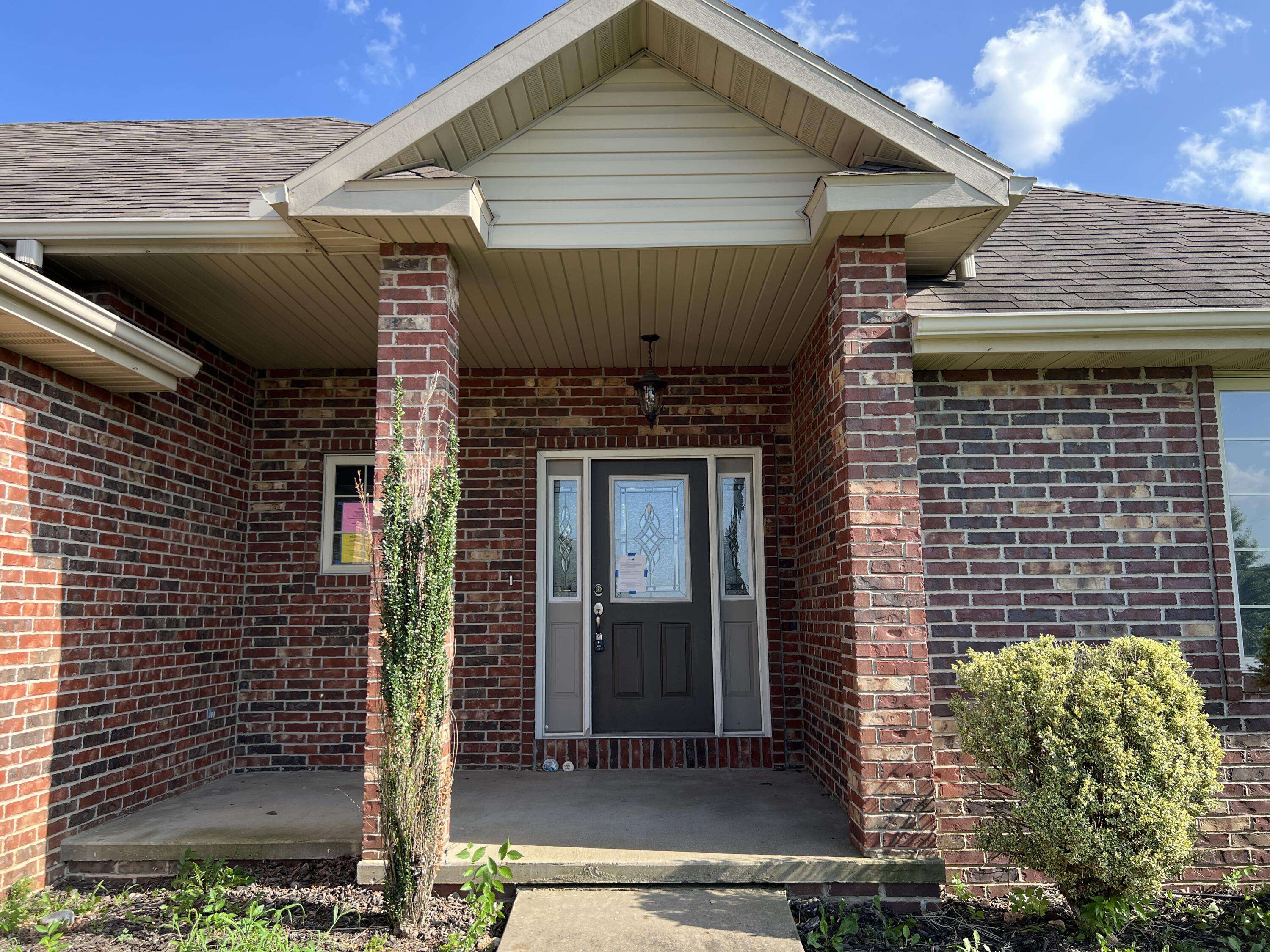 501 Falcon Heights, Rogersville, MO 65742