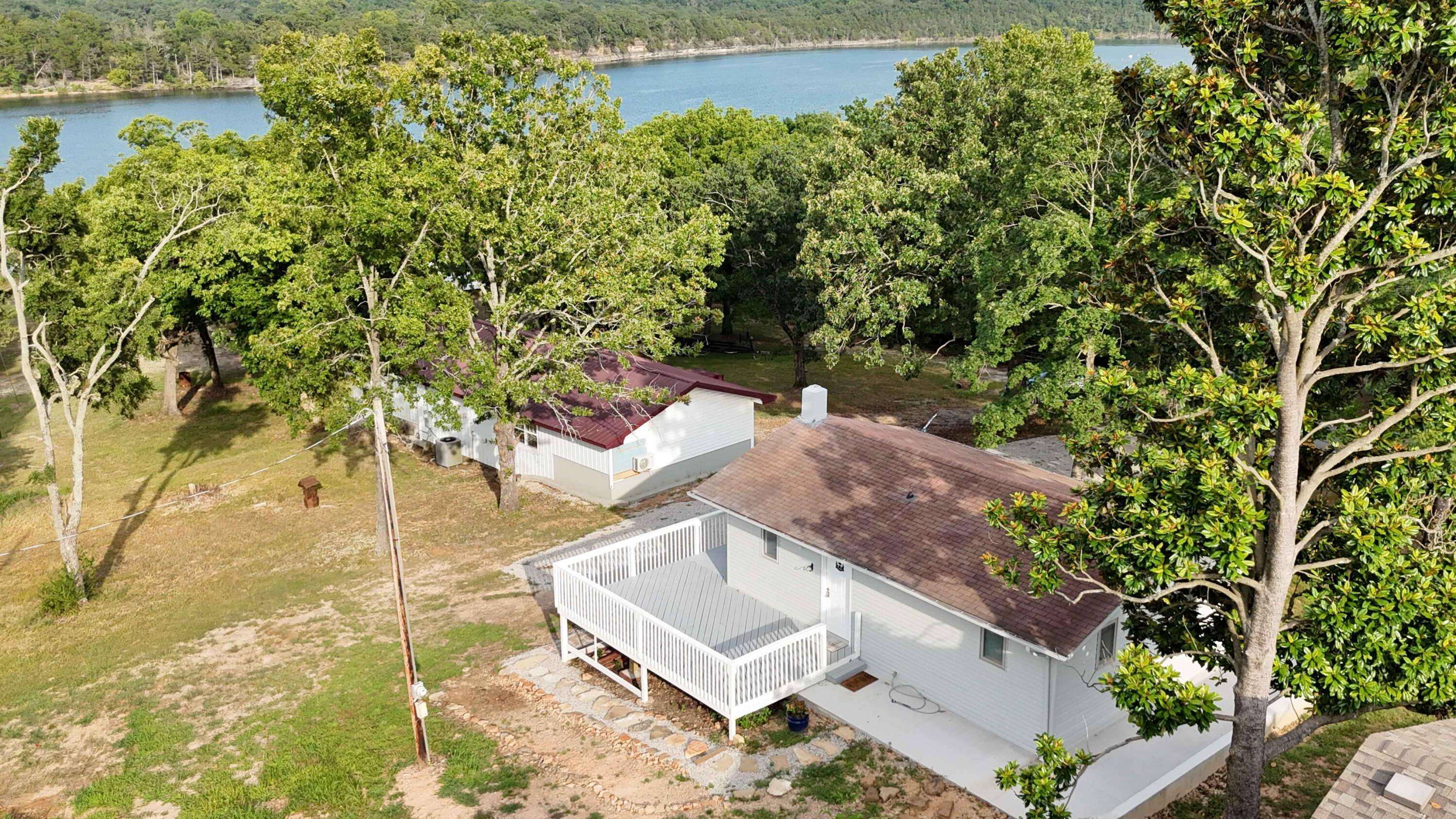 21900 M 14, Cassville, MO 65625
