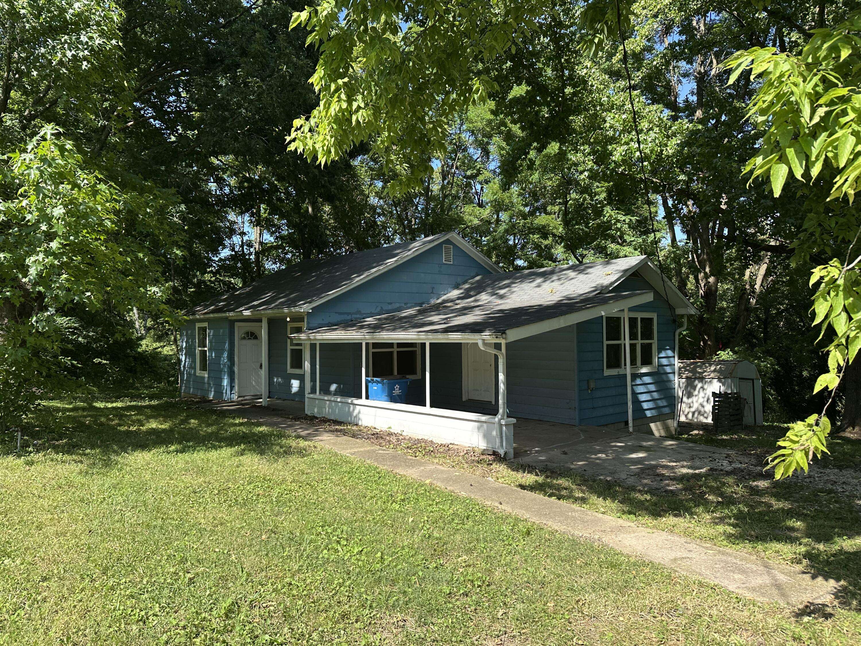 299 Cherry ST, Fordland, MO 65652