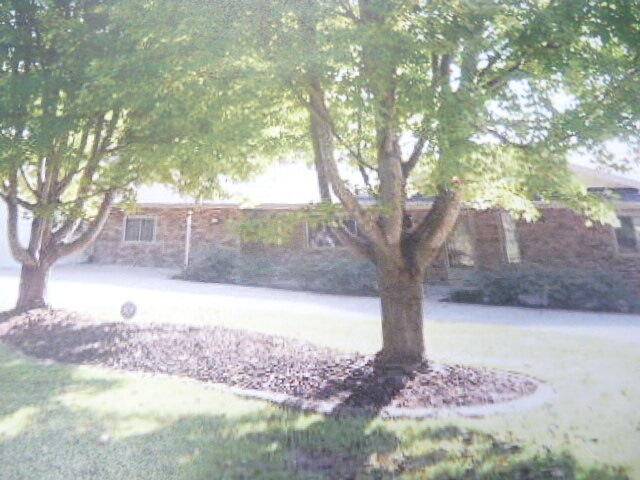 62 S Ridge LN, Blue Eye, MO 65611
