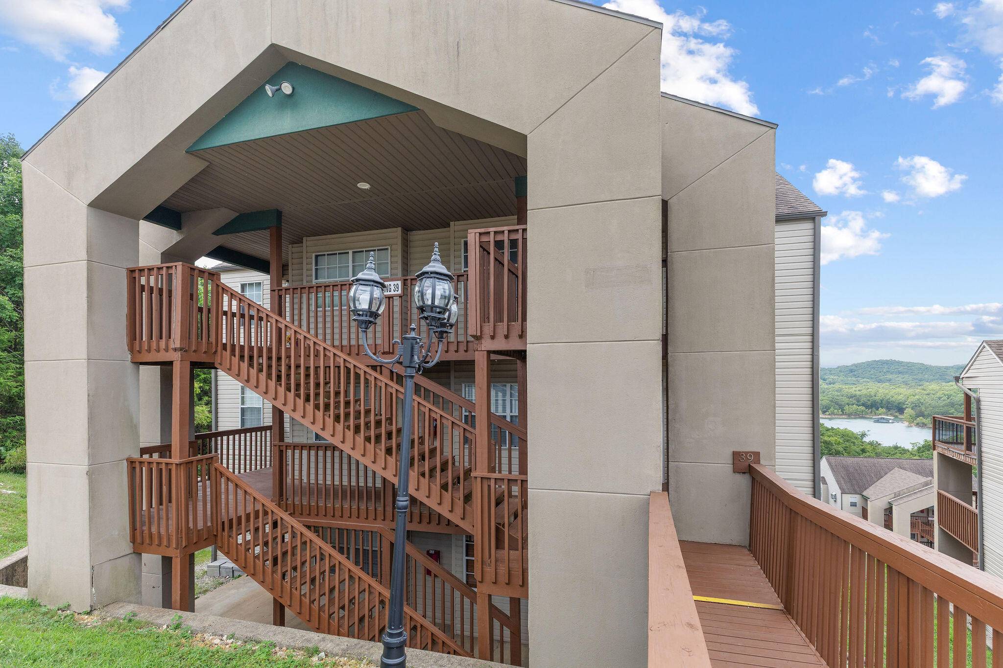39 Lantern Bay LN ## 6, Branson, MO 65616