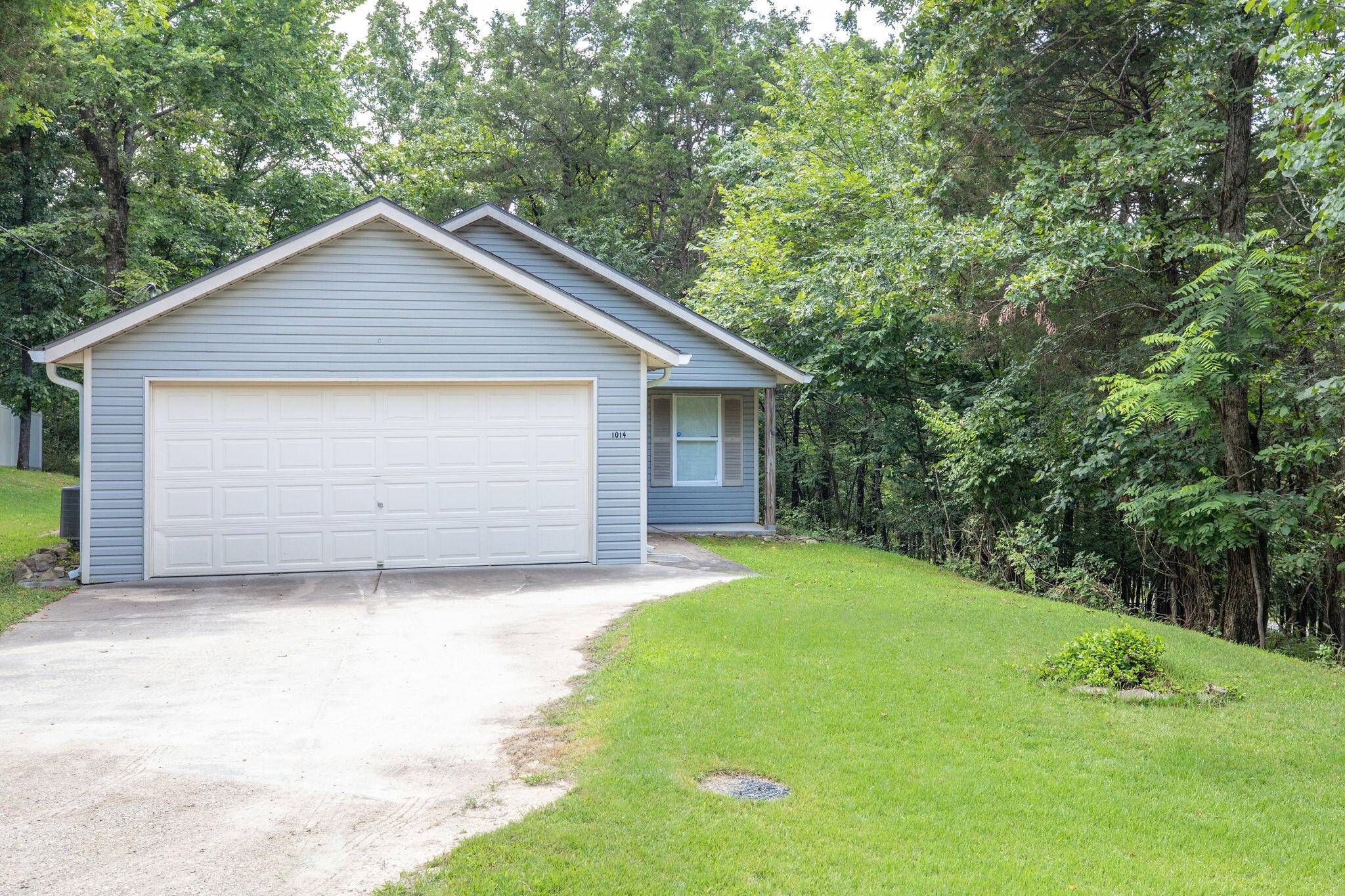 1014 Nathan RD, Merriam Woods, MO 65740