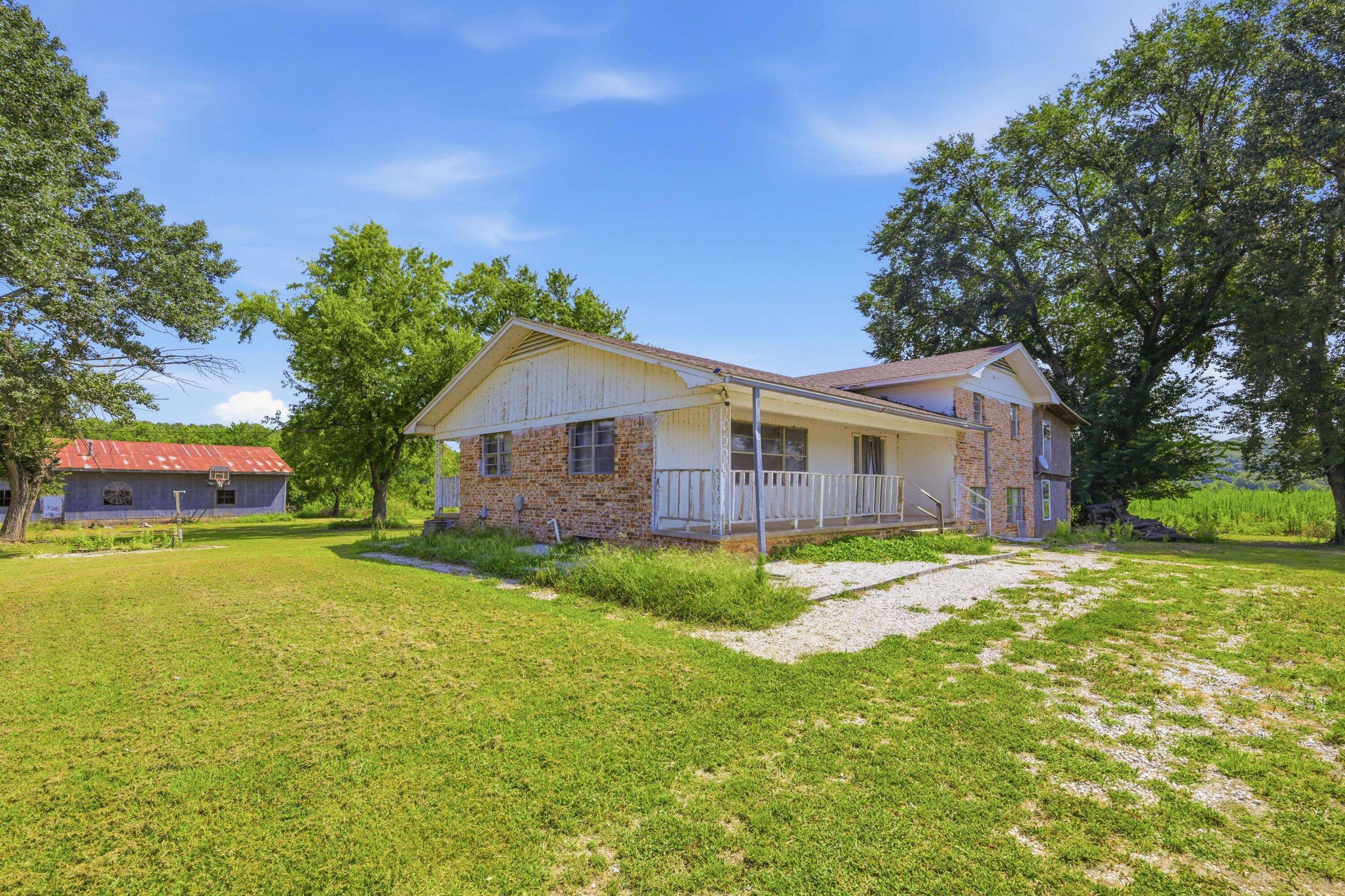 924 Weibert RD, Granby, MO 64844