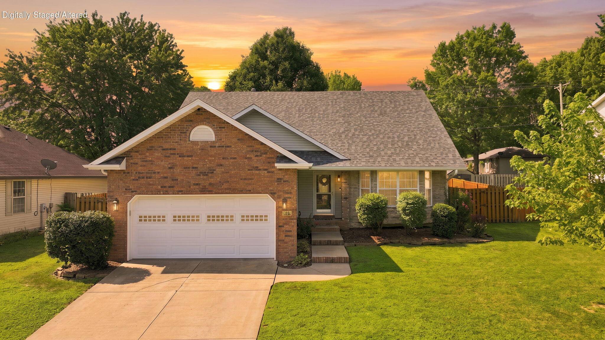 2208 E Kathryn DR, Republic, MO 65738