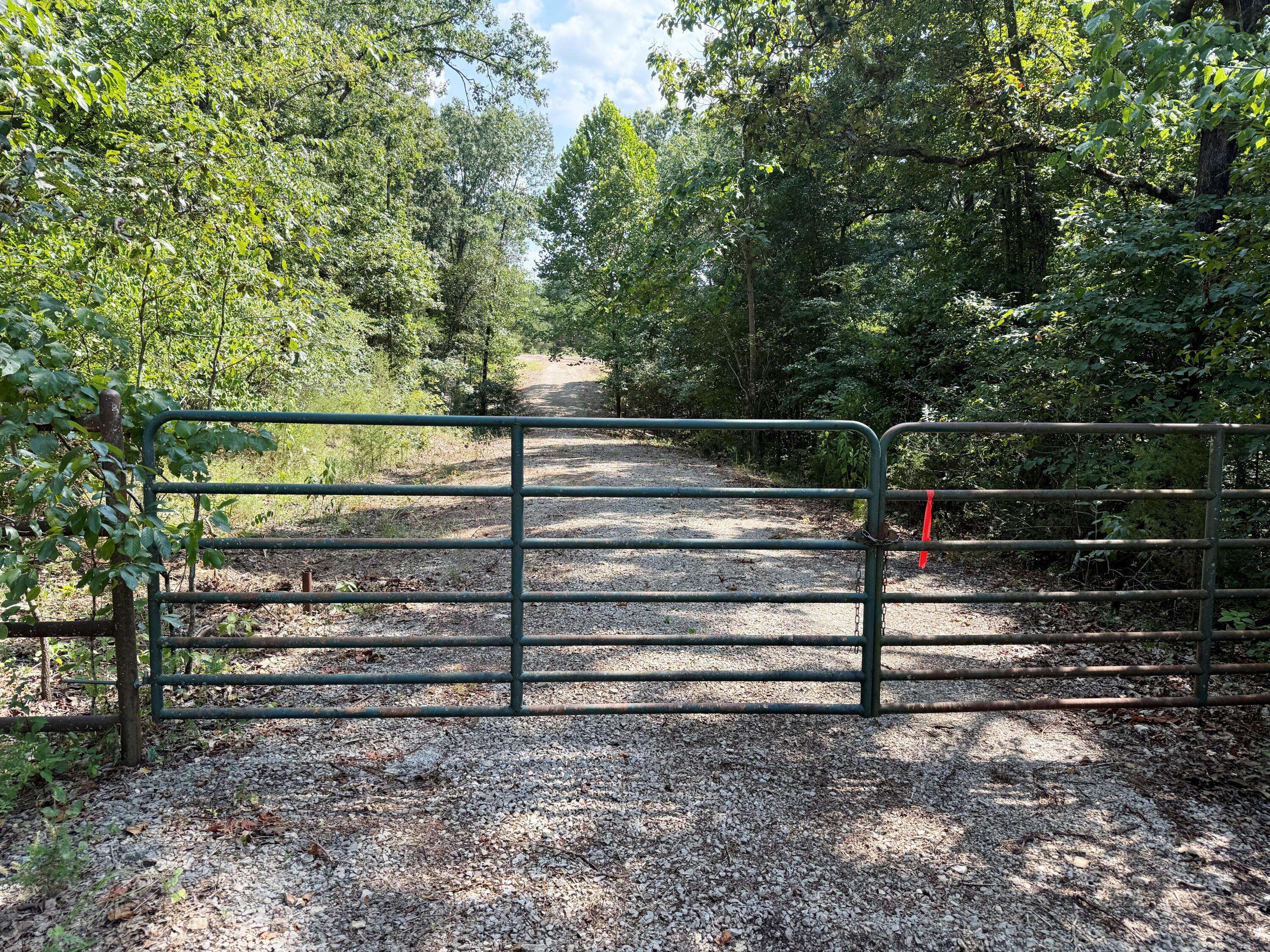 16 +- Ac Spring Valley RD, Shell Knob, MO 65747