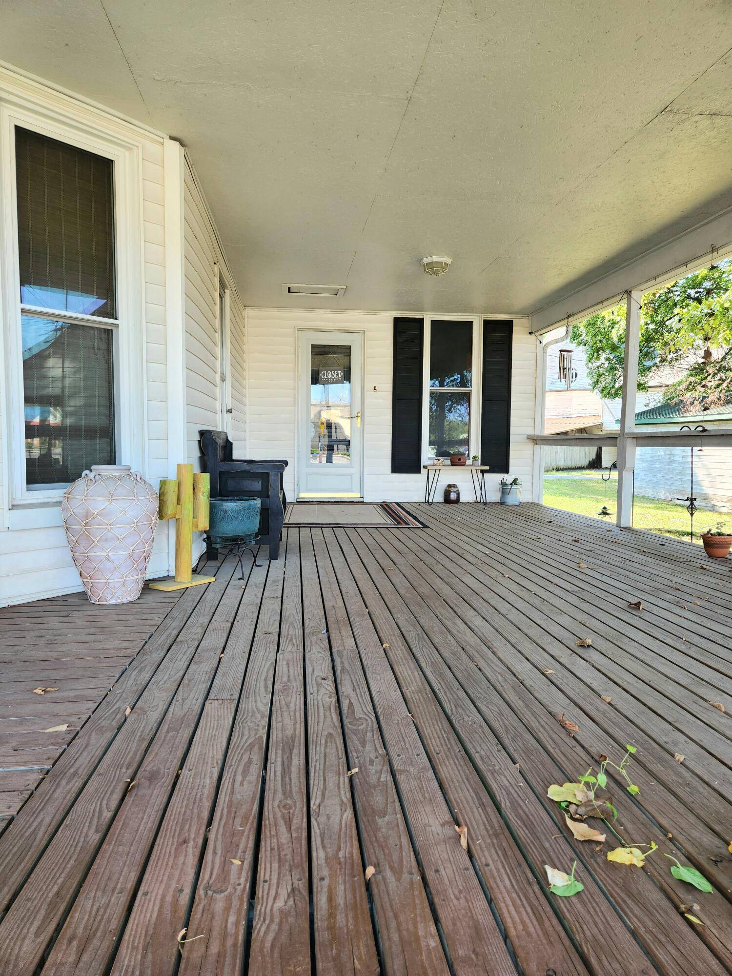 1418 Cherokee AVE, Seneca, MO 64865