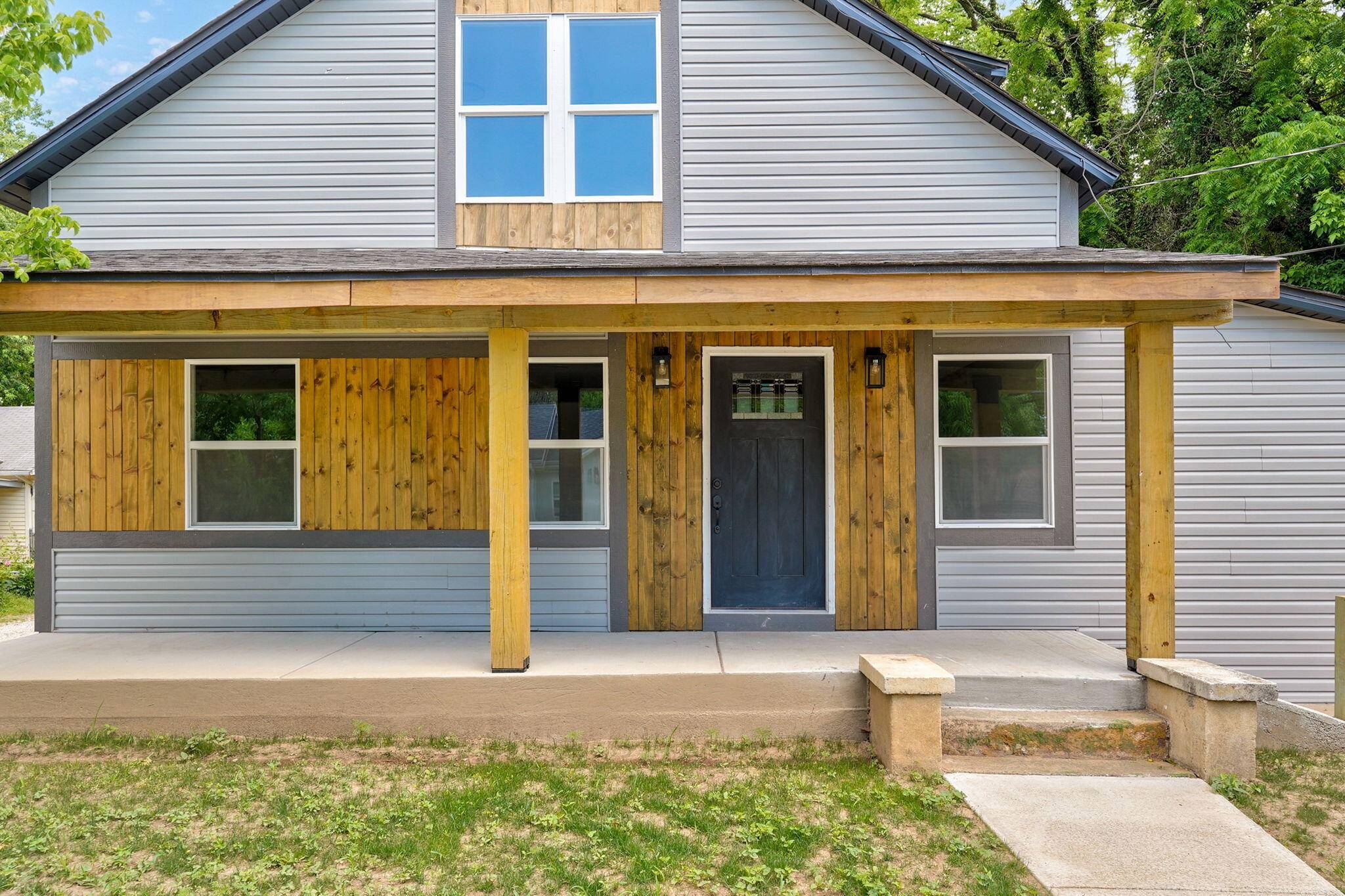 1616 N Hampton AVE, Springfield, MO 65803
