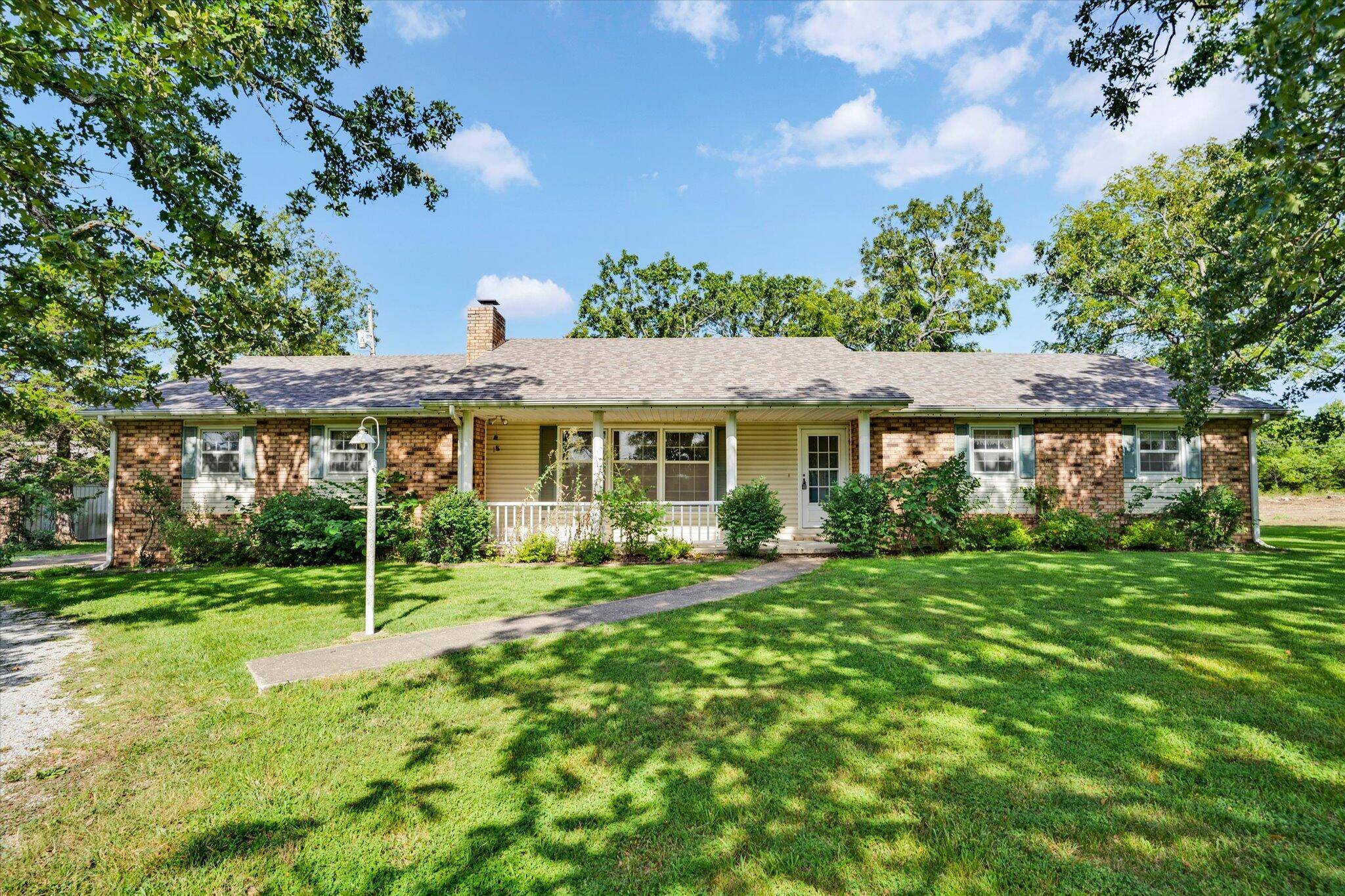 21845 County Road 190, Wheatland, MO 65779